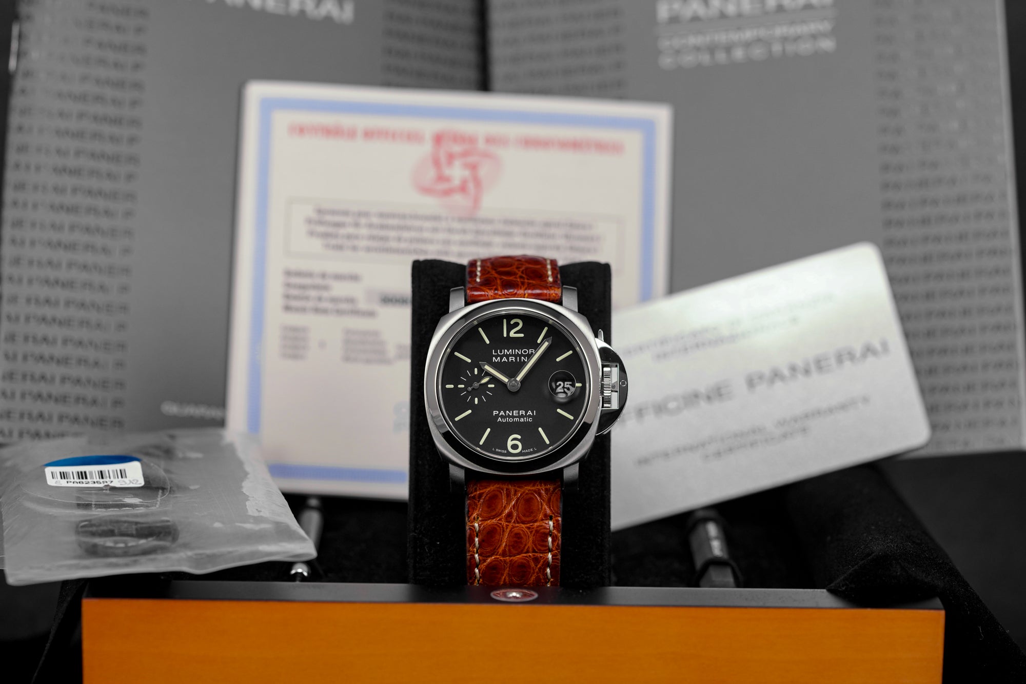 LUMINOR MARINA 40MM BLACK DIAL PAM 48 (2012)