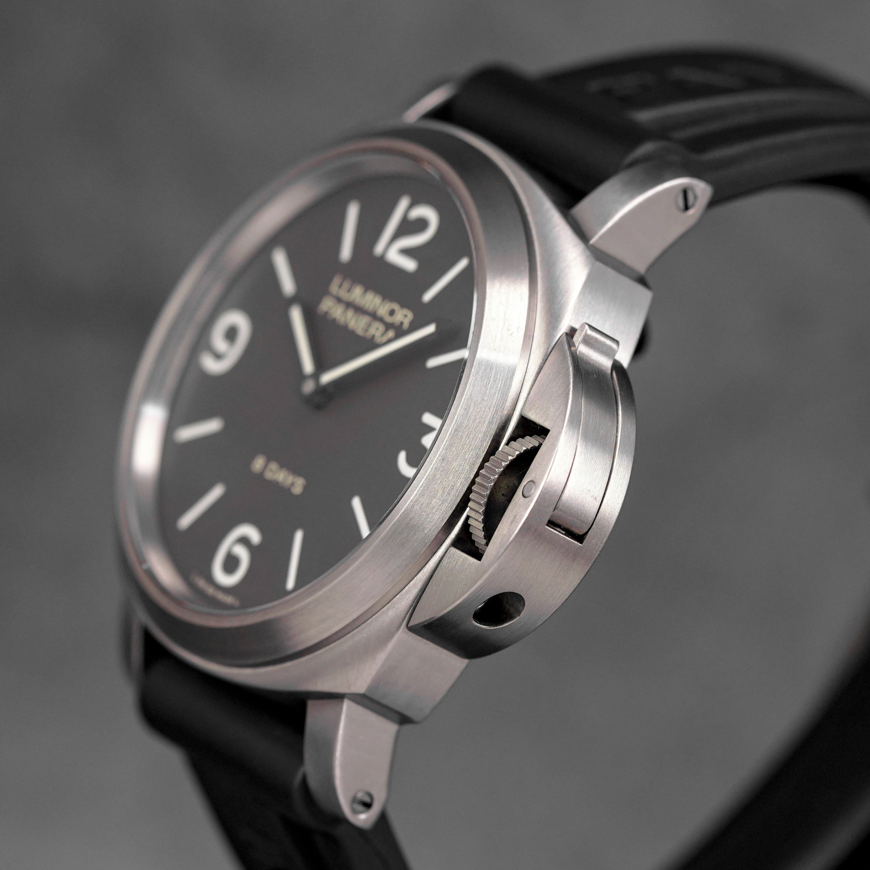 harga panerai luminor pam 562