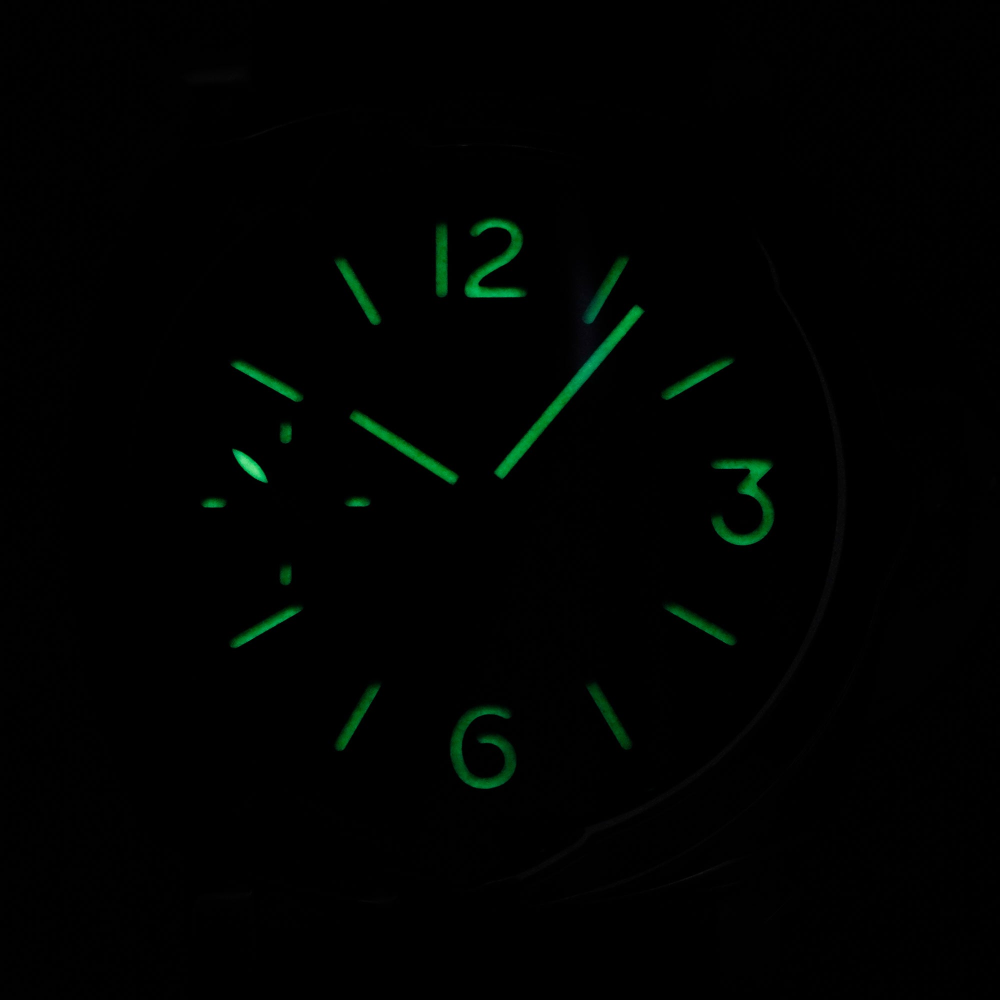 LUMINOR 8 GIORNI 44MM BLACK DIAL PAM 915 (2022)
