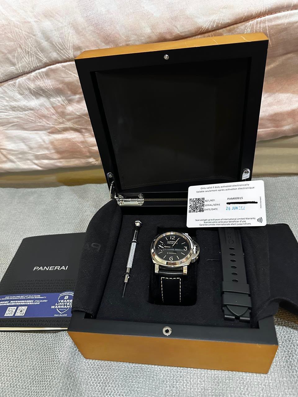 LUMINOR 8 GIORNI 44MM BLACK DIAL PAM 915 (2022)