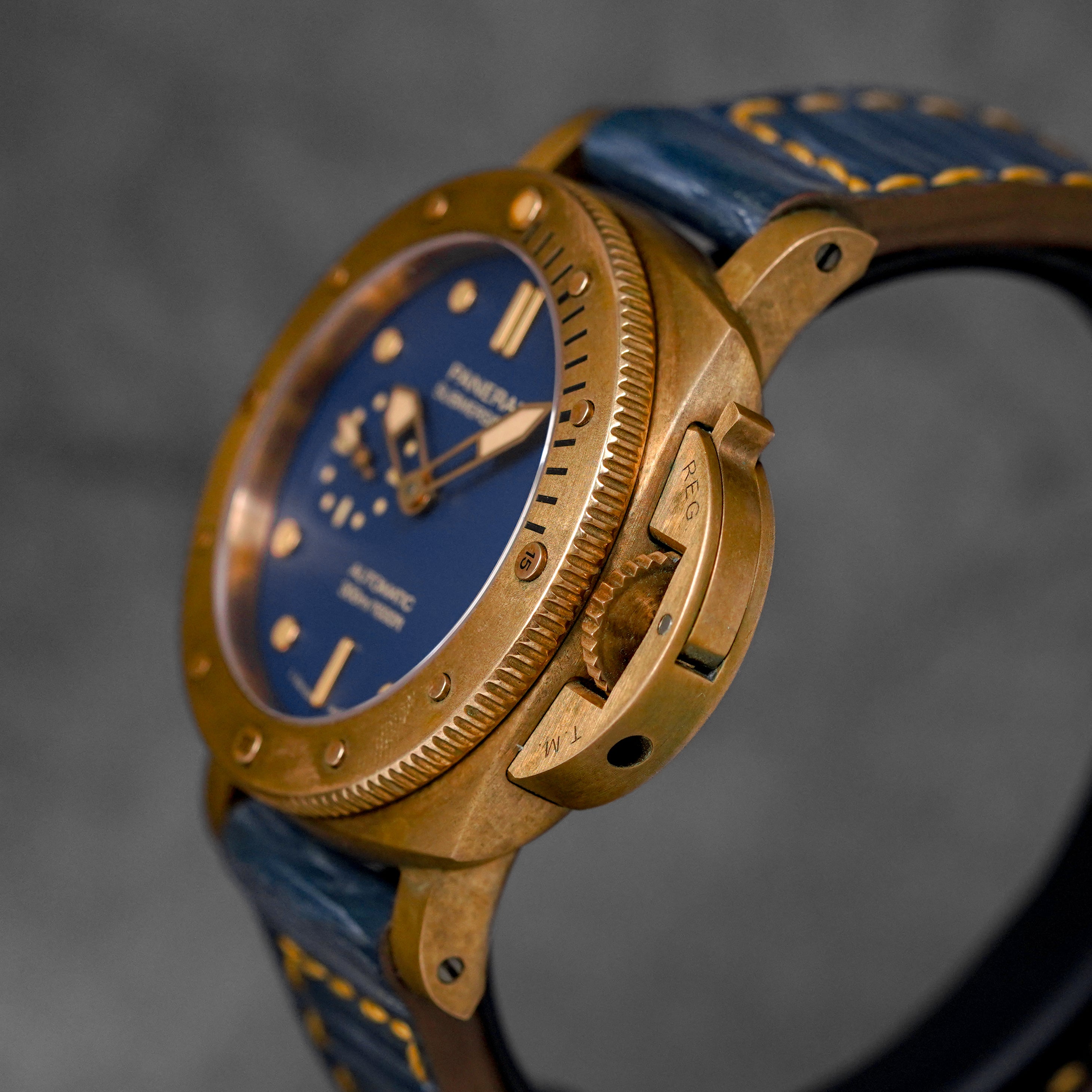 harga panerai submersible bronzo pam 1074