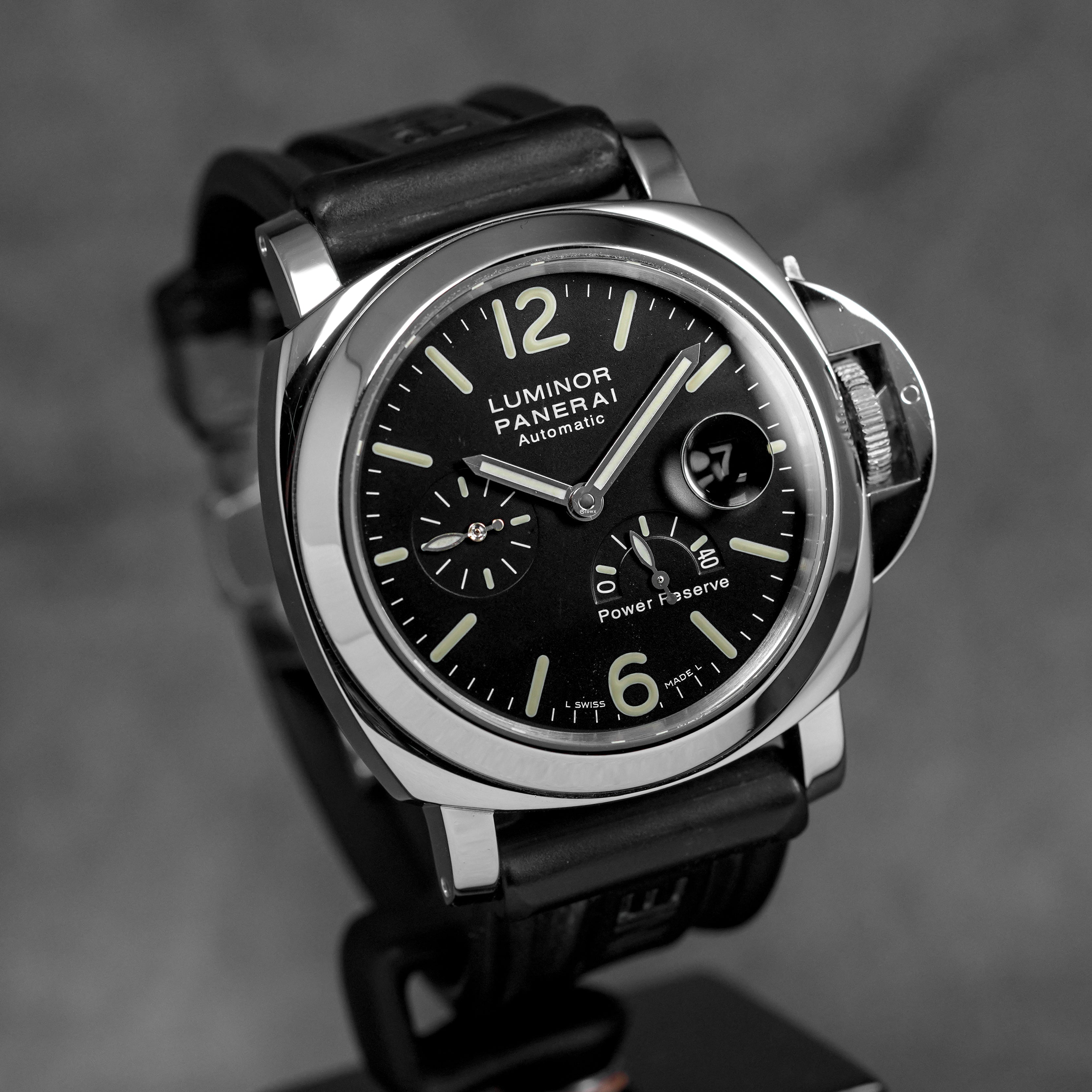 LUMINOR POWER RESERVE 44MM BLACK DIAL PAM 90 (2011)
