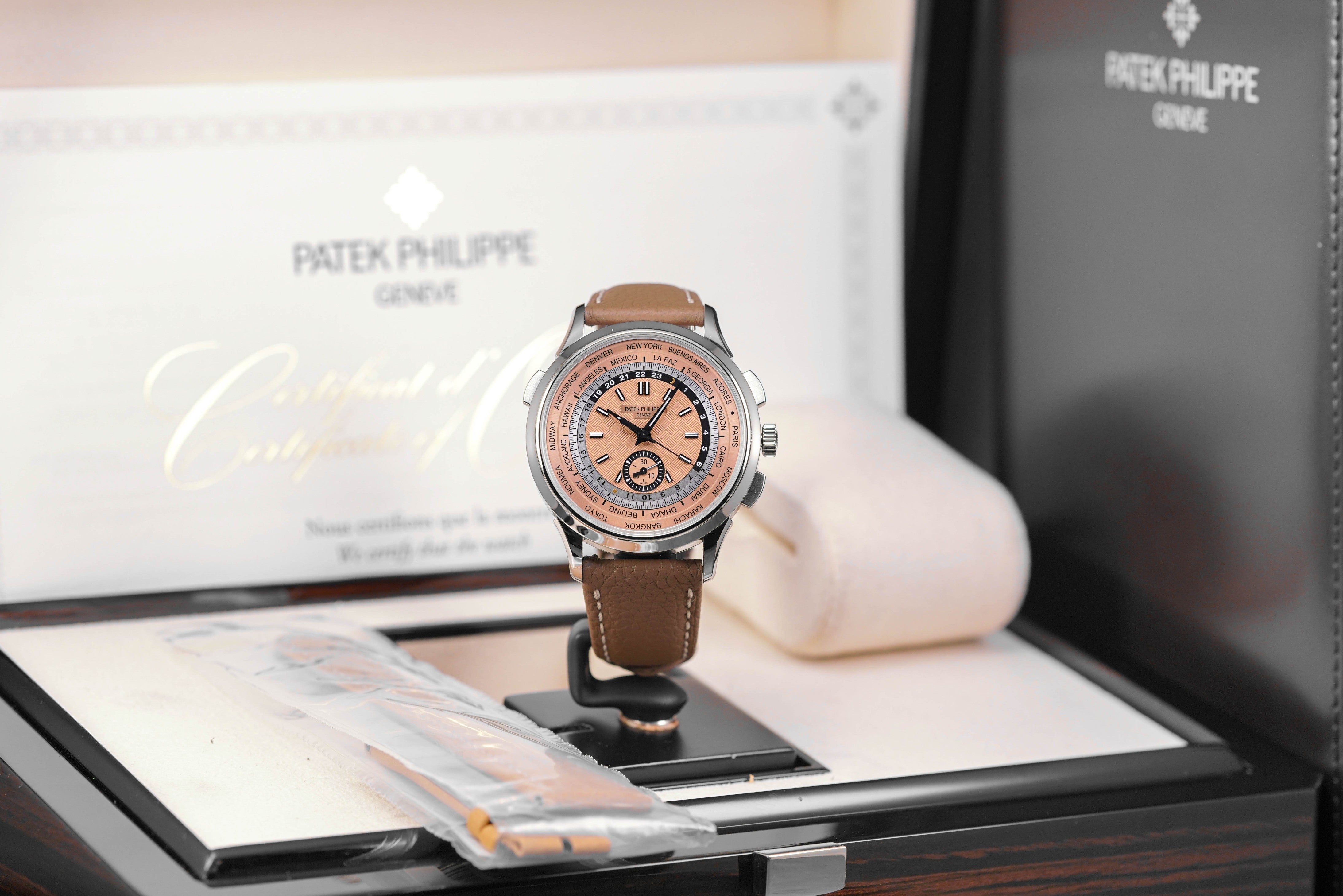 harga patek philippe 5935a