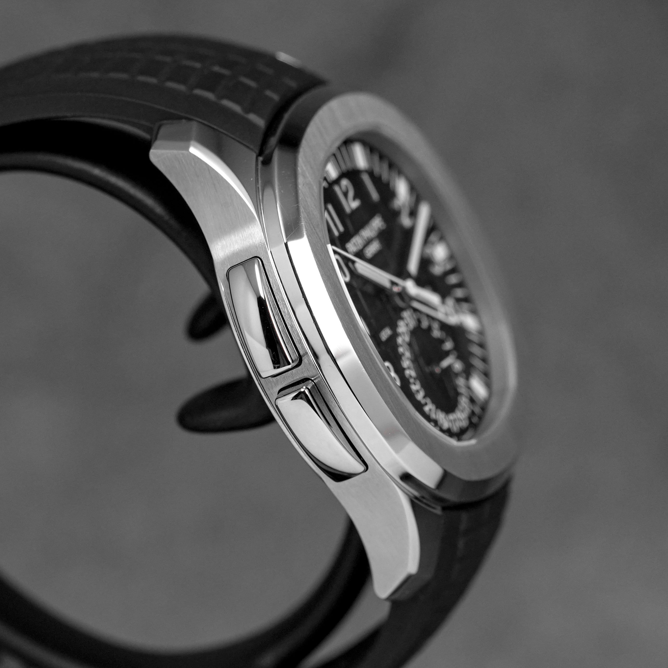 harga patek philippe aquanaut 5164a