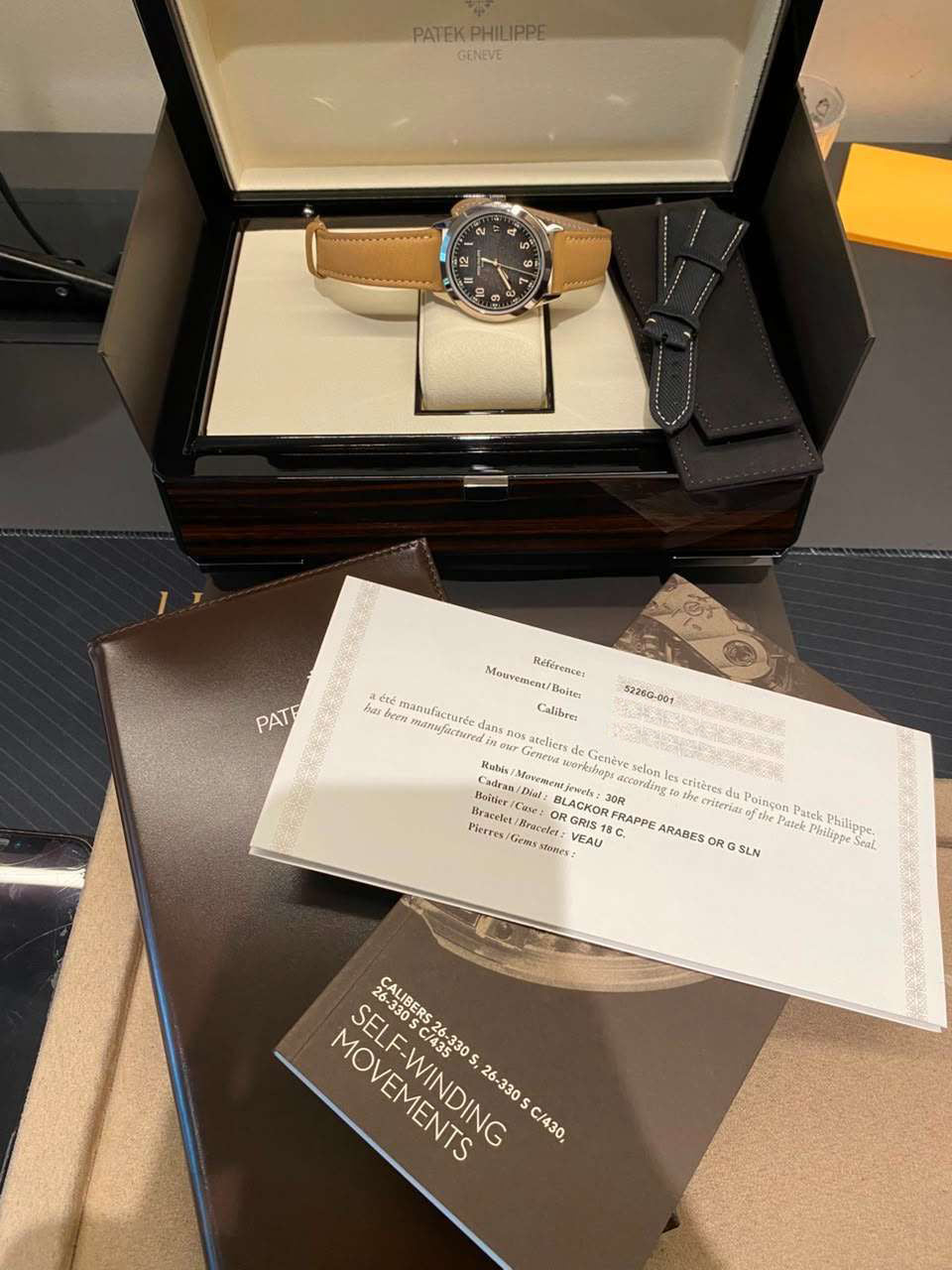CALATRAVA 5226G WHITEGOLD CHARCOAL GRAY DIAL (2026)