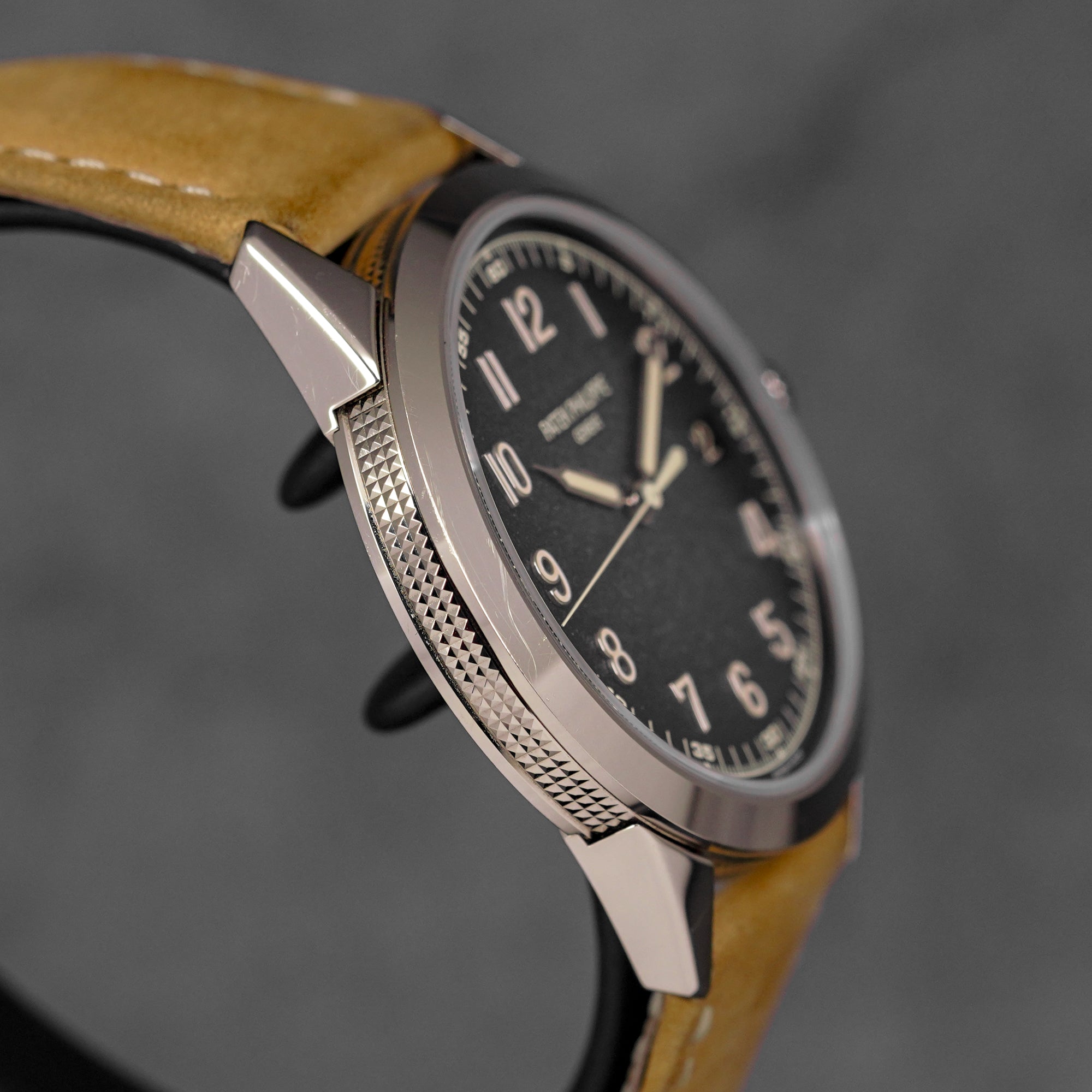 CALATRAVA 5226G WHITEGOLD CHARCOAL GRAY DIAL (2024)