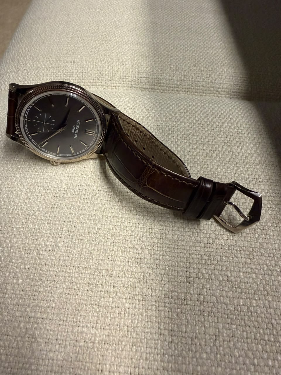 CALATRAVA 'CLOUS DE PARIS' 6119G WHITEGOLD GRAY DIAL (2024)