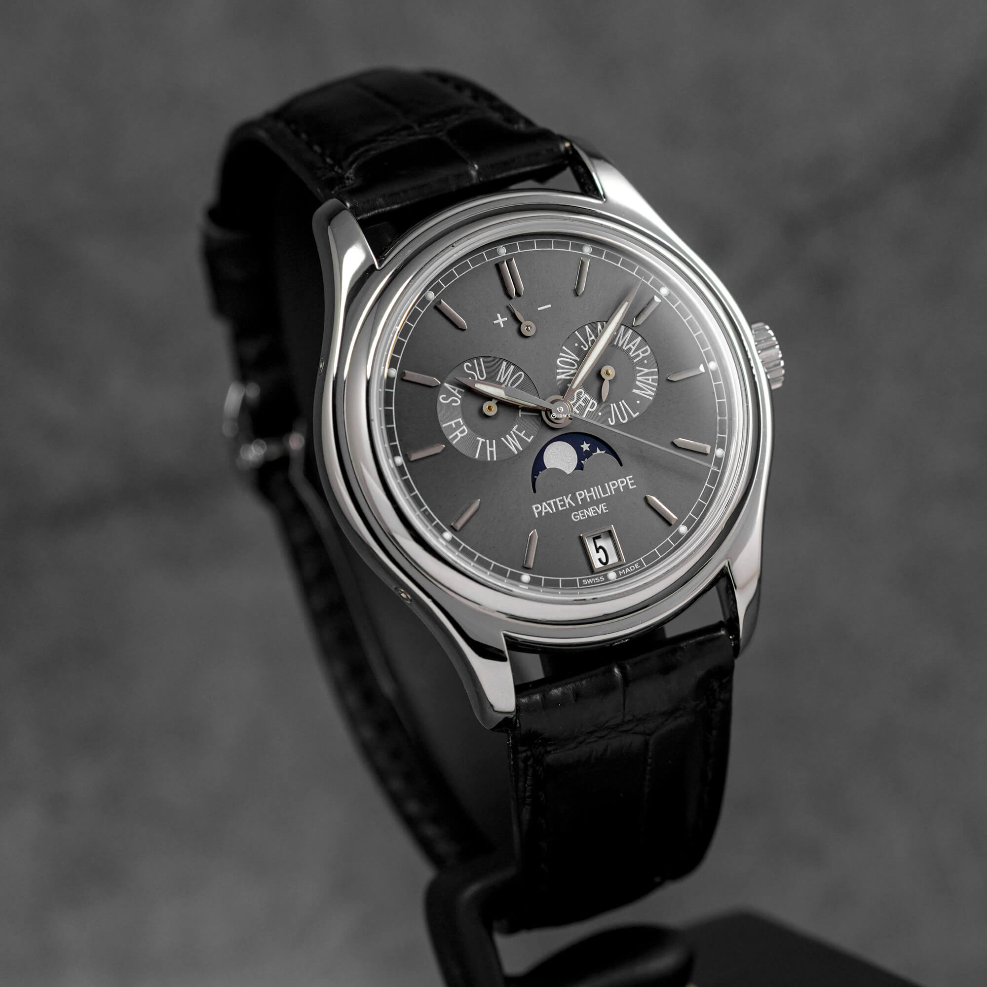 COMPLICATIONS 5146P PLATINUM ANNUAL CALENDAR GREY DIAL (2013)