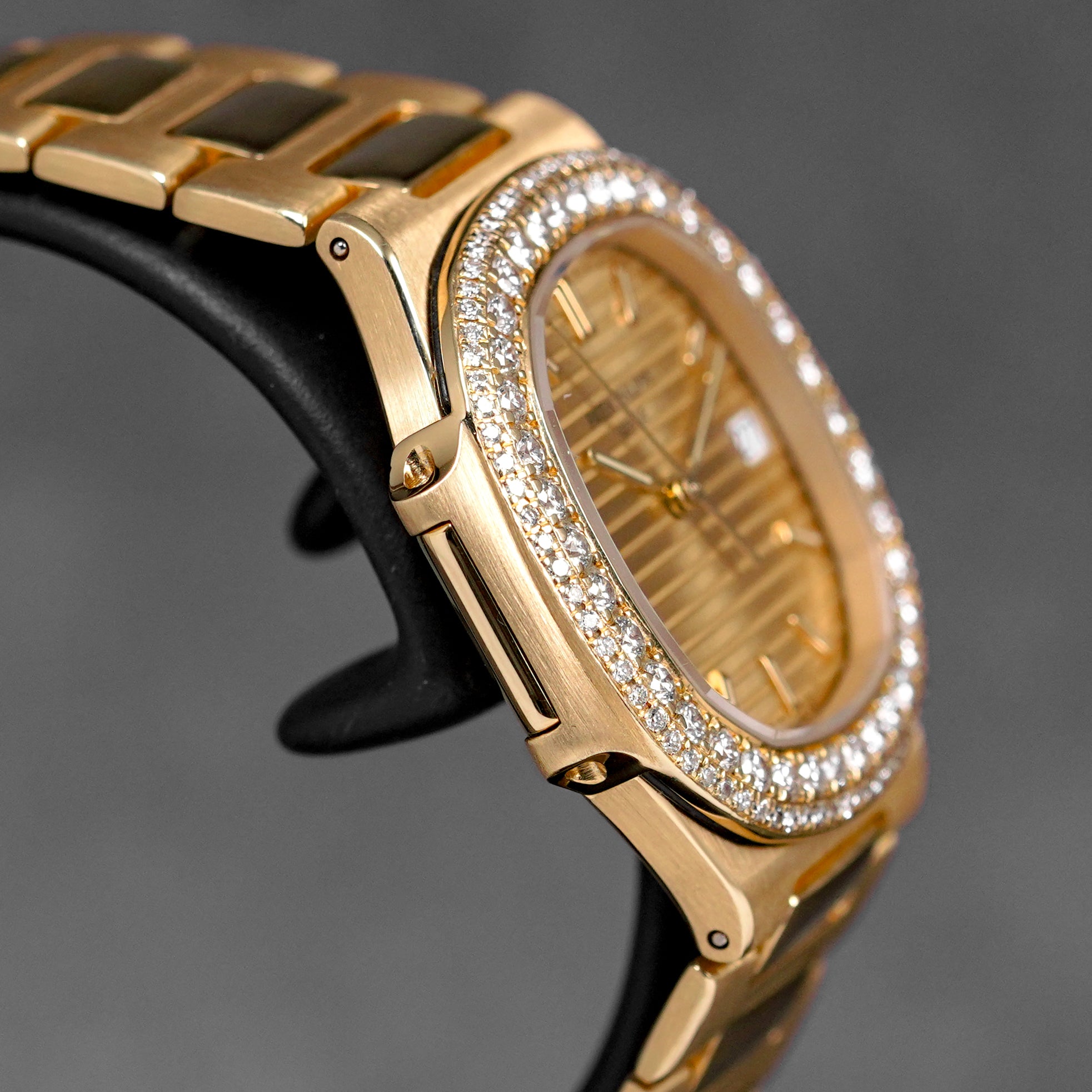 harga patek philippe nautilus 3900