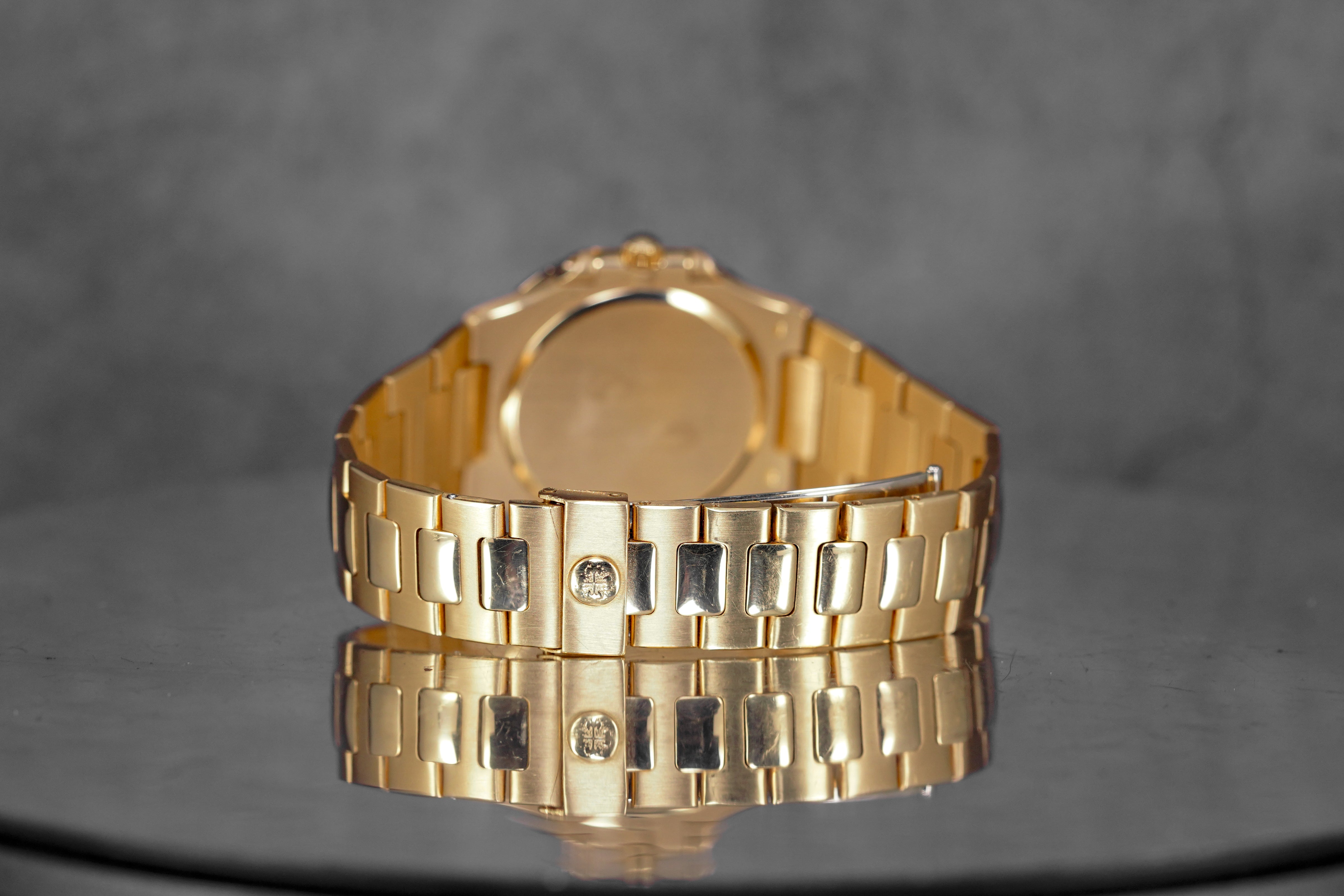 harga patek philippe nautilus 3900