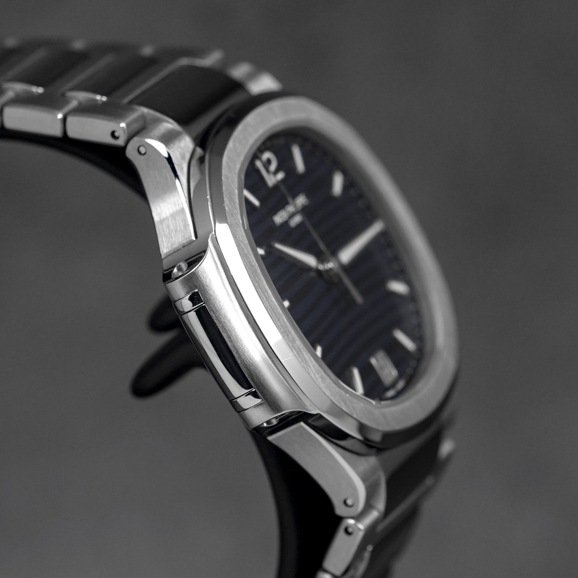 NAUTILUS 7118/1A BLUE DIAL (2017)