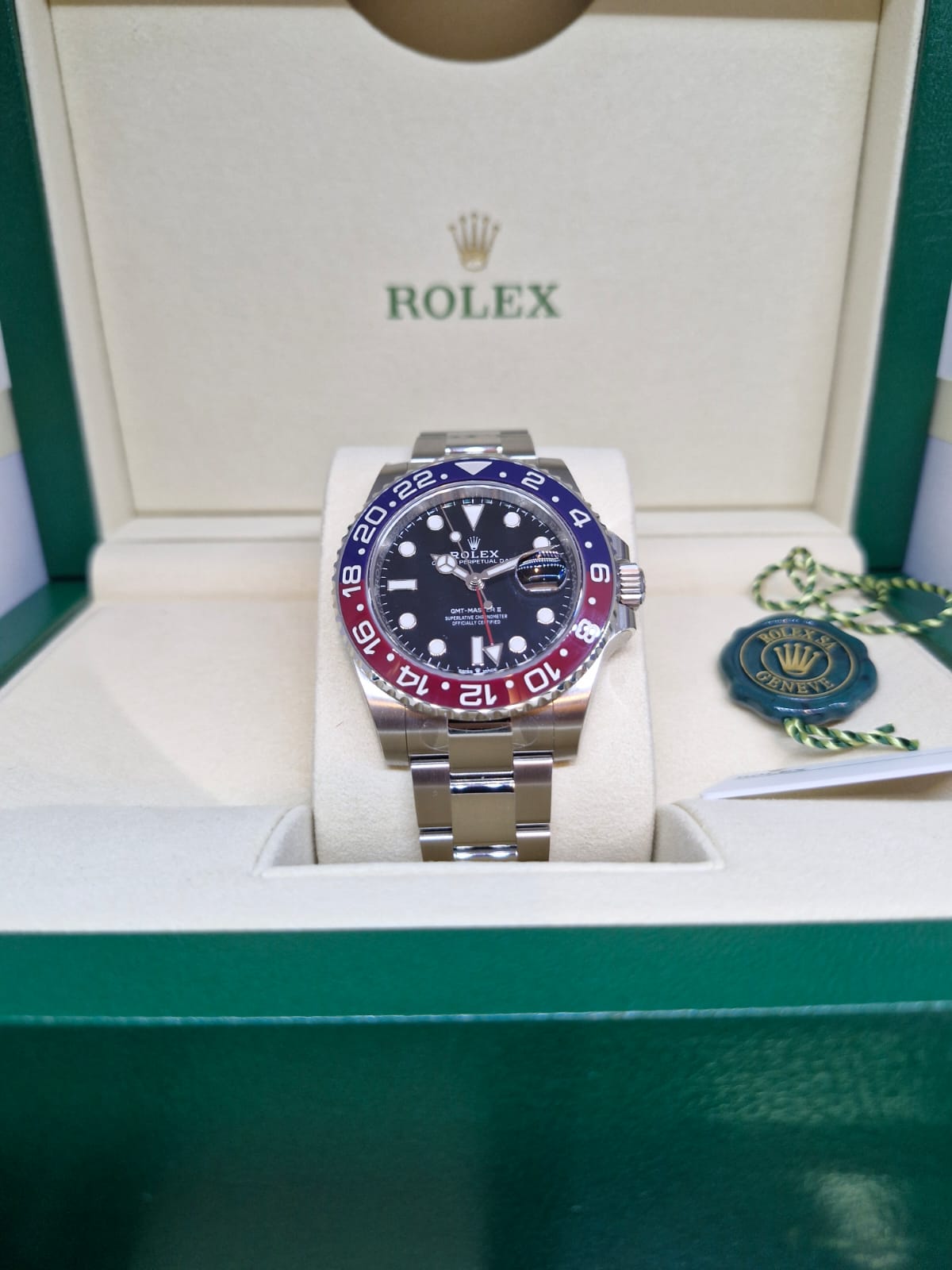 ROLEX GMT MASTER-II PEPSI OYSTER (2024) IDWX