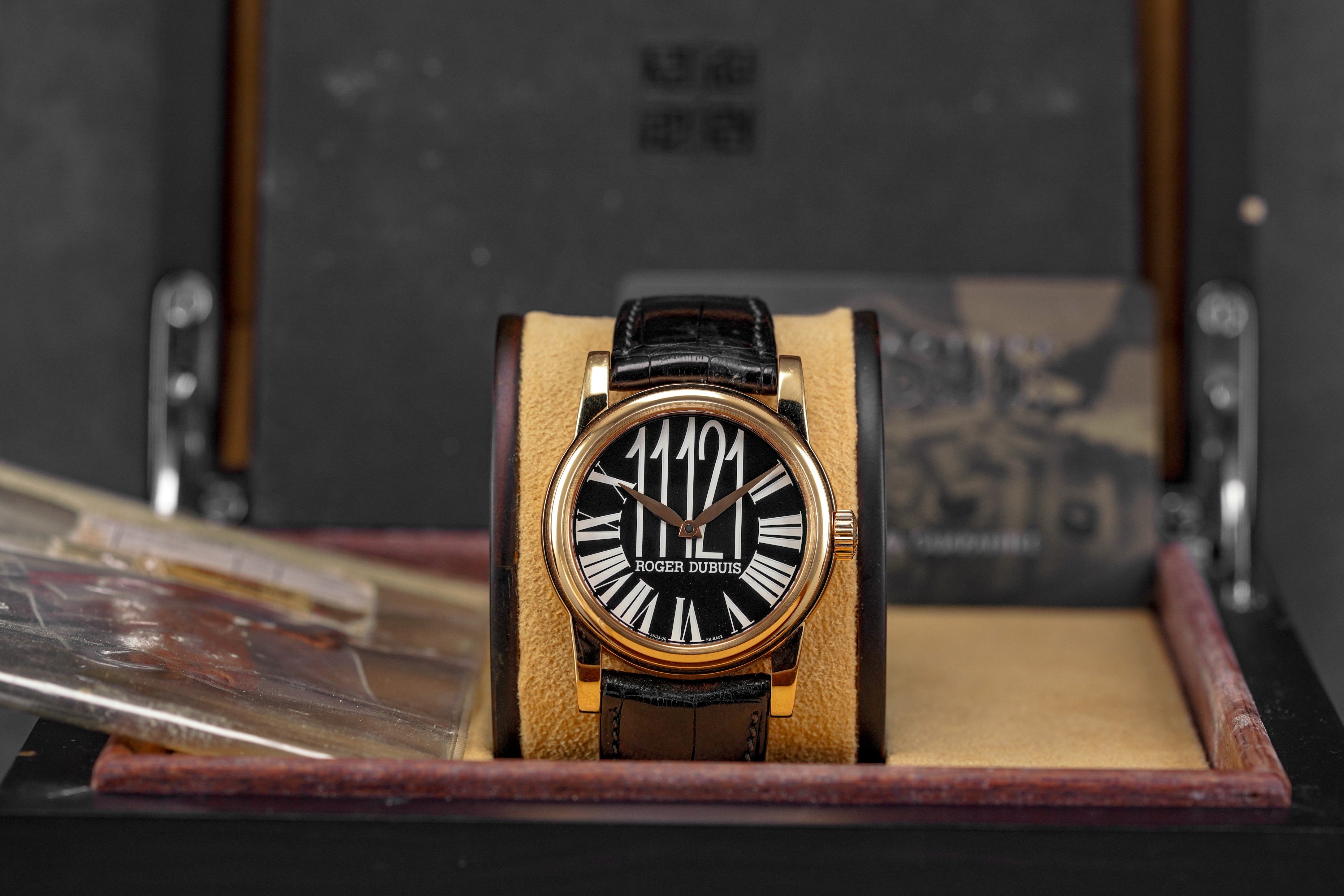 harga roger dubuis hommage