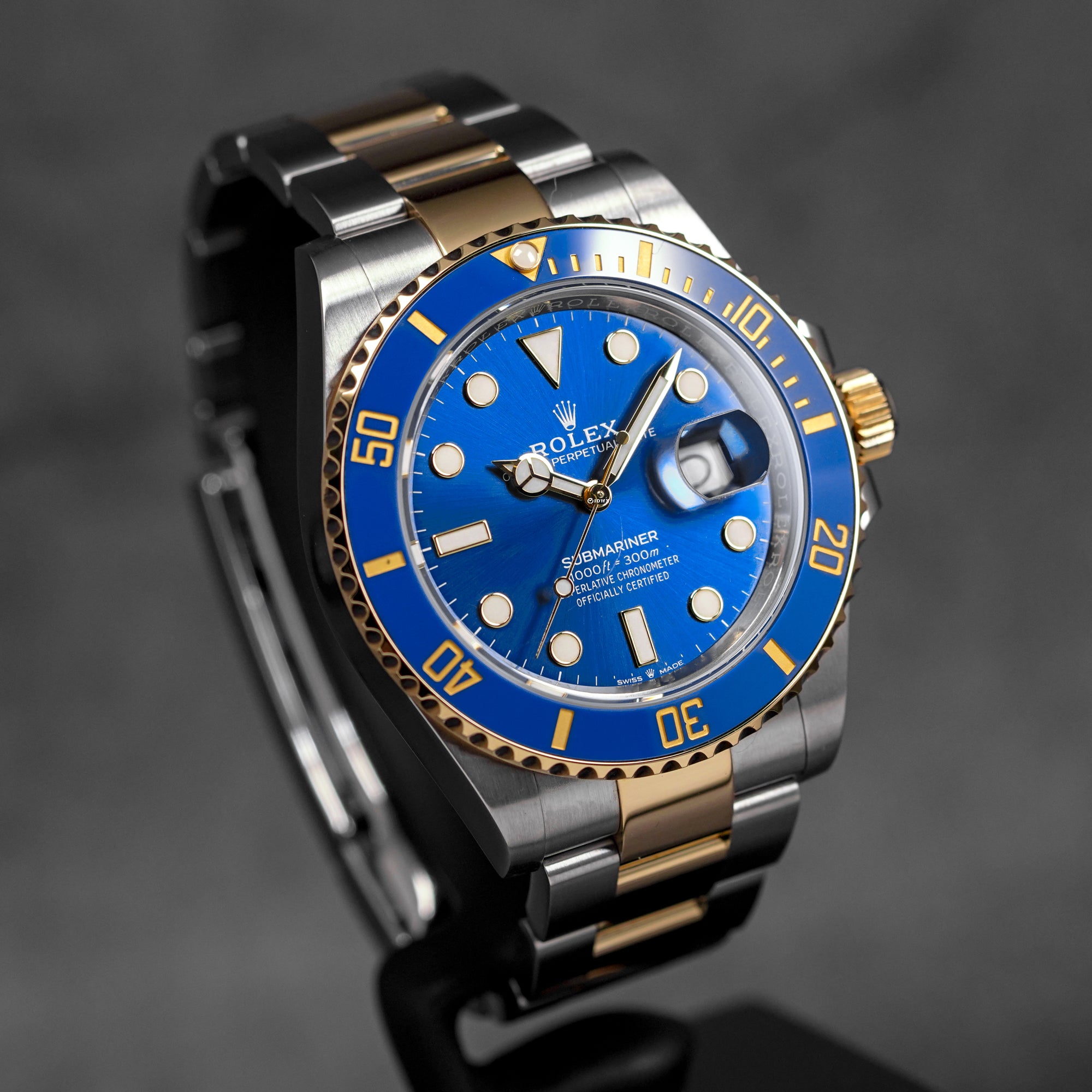 SUBMARINER DATE 41MM TWOTONE YELLOWGOLD BLUE DIAL (2022)