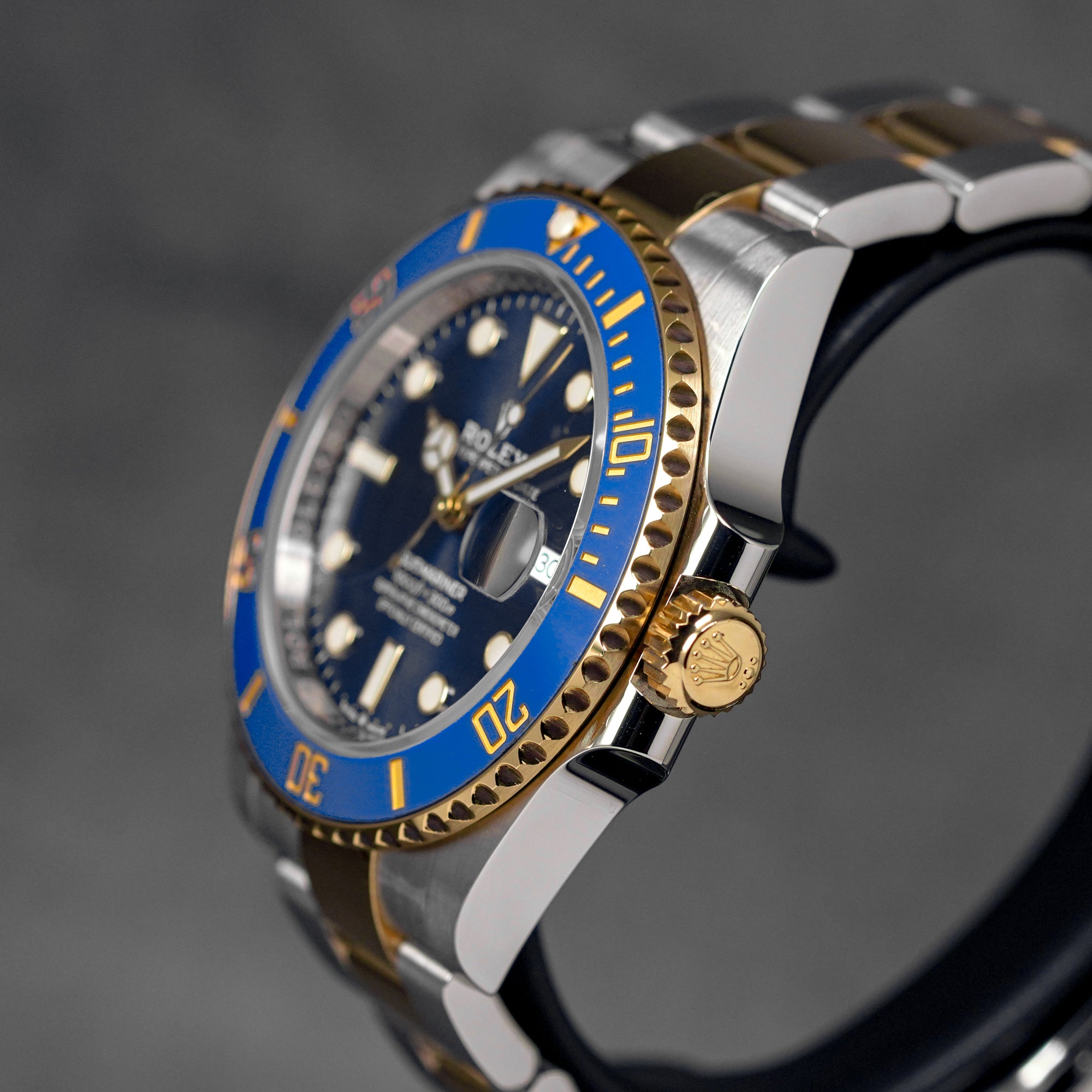 SUBMARINER DATE 41MM TWOTONE YELLOWGOLD BLUE DIAL (2022)