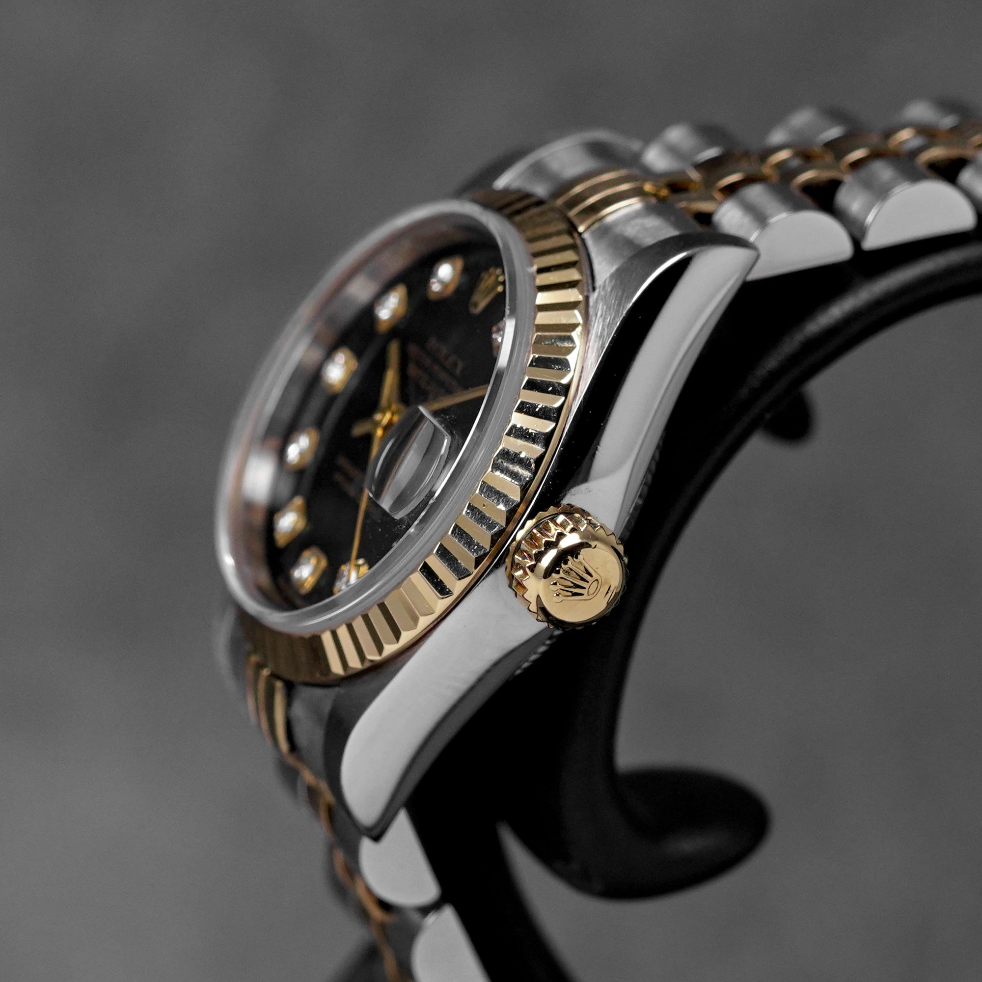 DATEJUST 26MM TWOTONE YELLOWGOLD BLACK DIAMOND DIAL (1999)