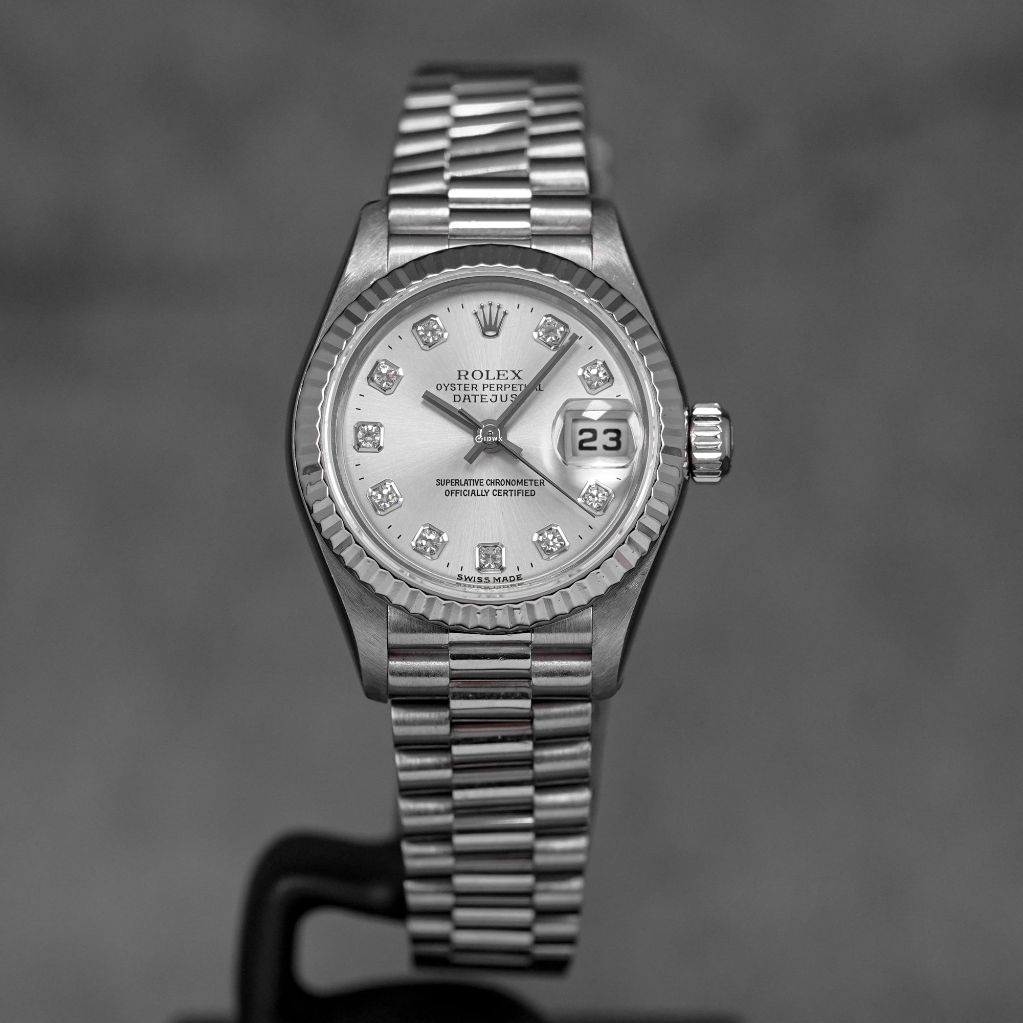 harga rolex datejust 26 whitegold silver diamond indonesia
