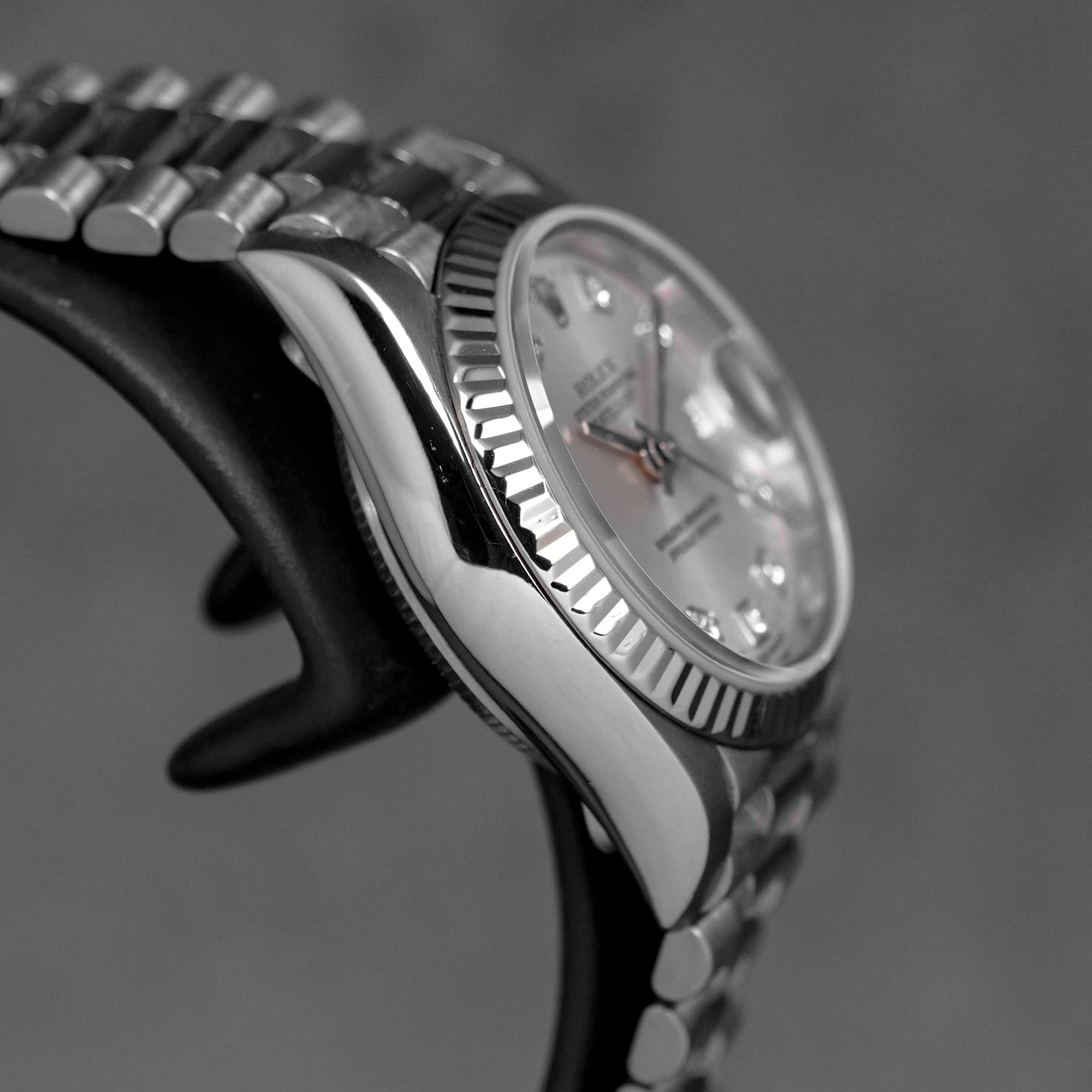 harga rolex datejust 26 whitegold silver diamond indonesia