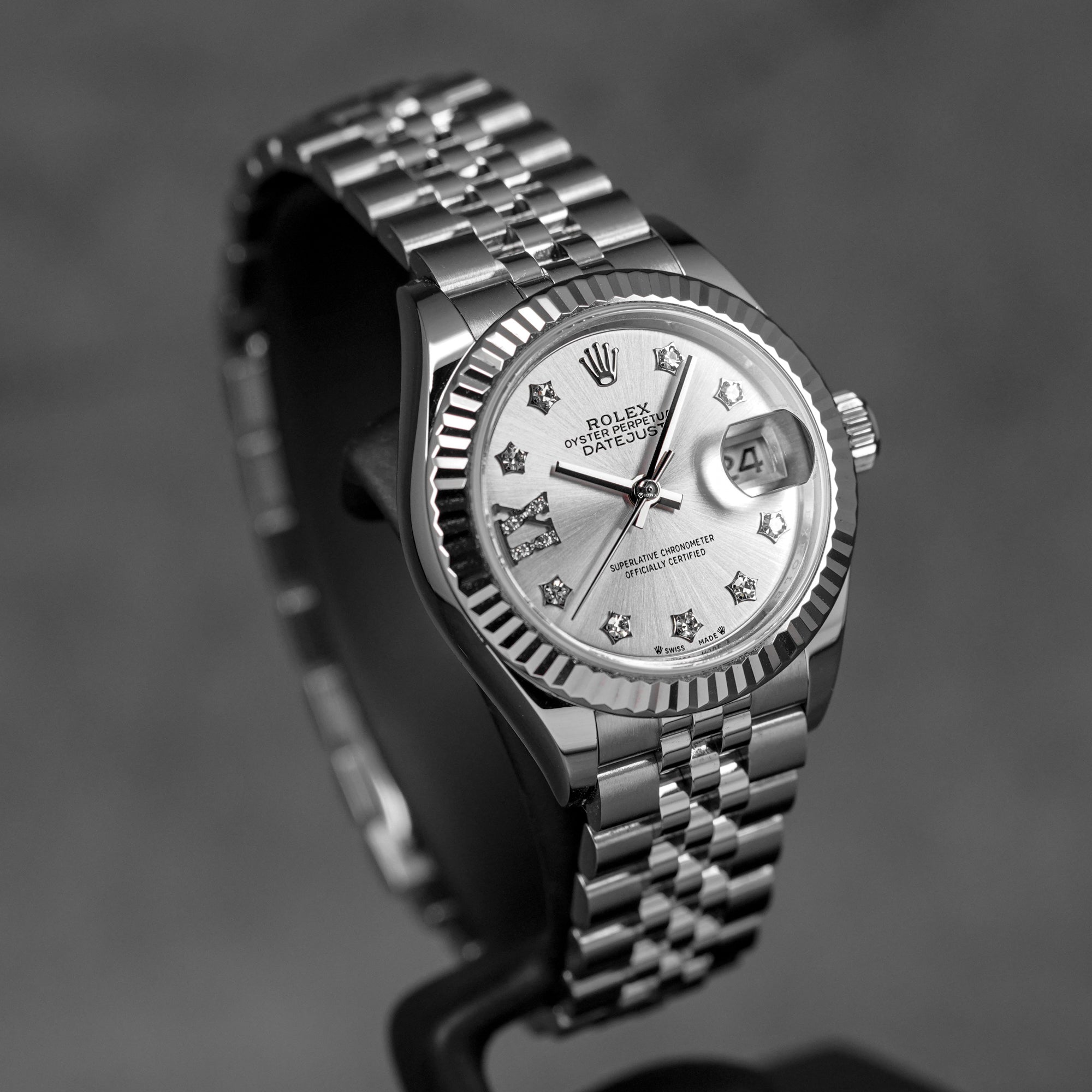 harga rolex datejust 28 silver diamond star indonesia