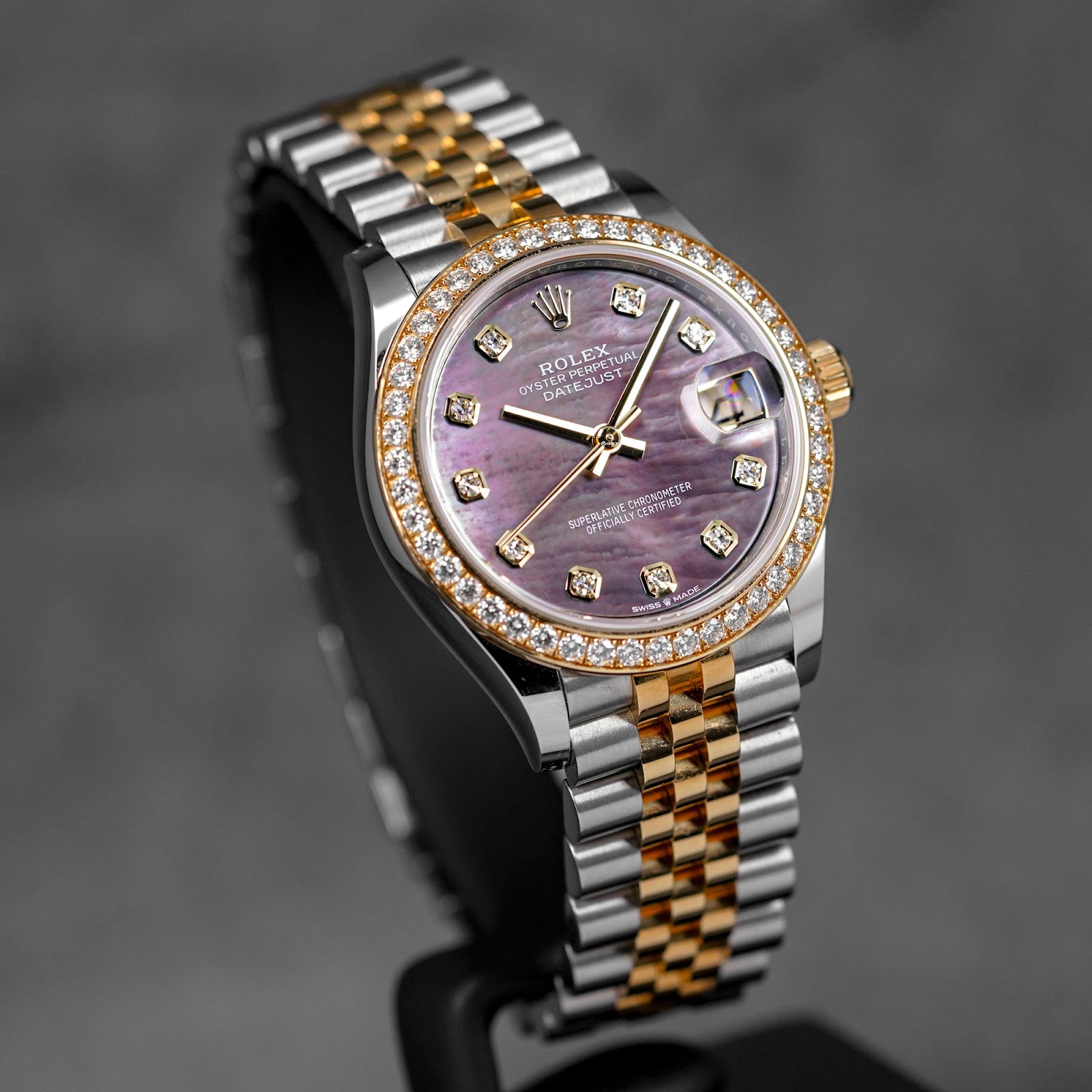 DATEJUST 31MM TWOTONE YELLOWGOLD DIAMOND RING BLACK MOP DIAMOND DIAL (2023)