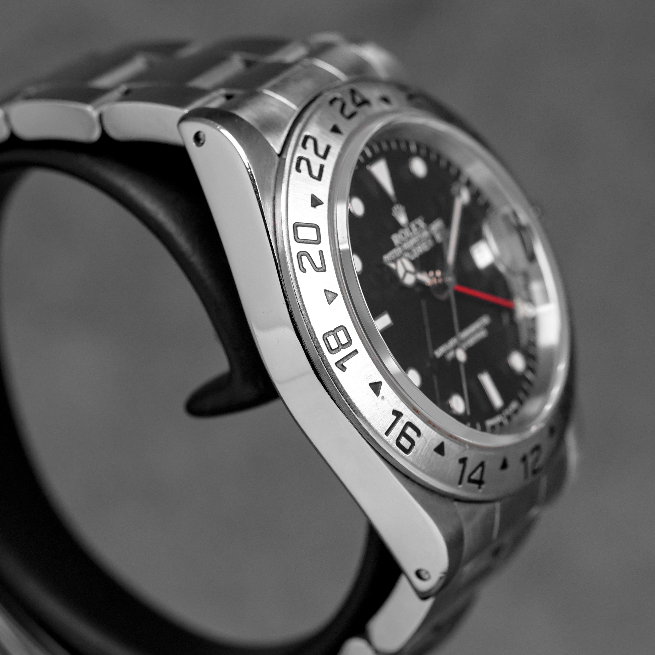 harga rolex explorer 16570 black indonesia