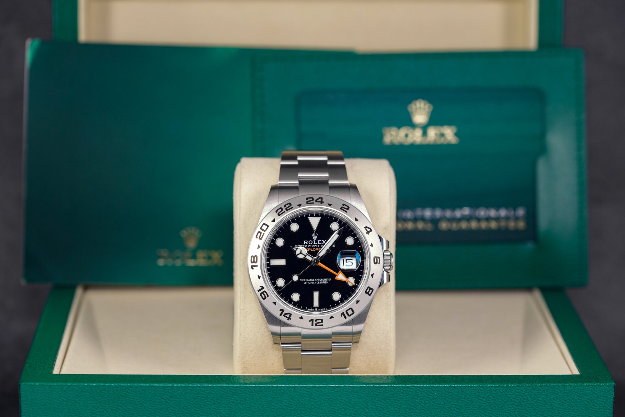 2026さん専用【新品】ROLEX Mサイズボックス2点 ROLEX EXPLORER-II 42MM BLACK DIAL (2026) - IDWX