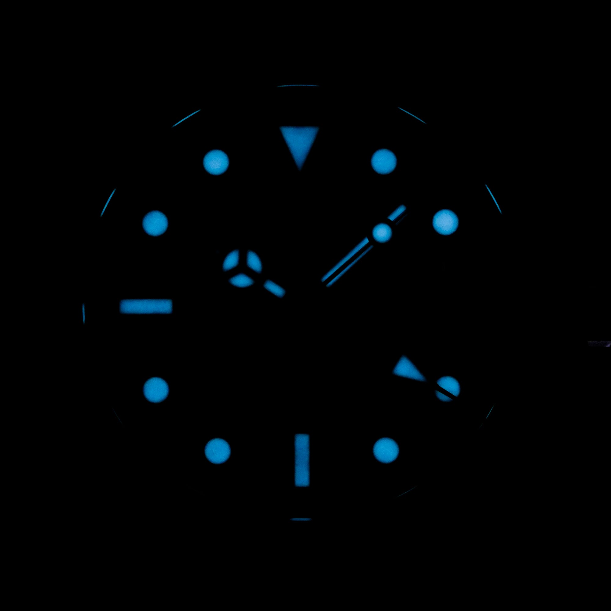 EXPLORER-II 42MM WHITE DIAL (2025)