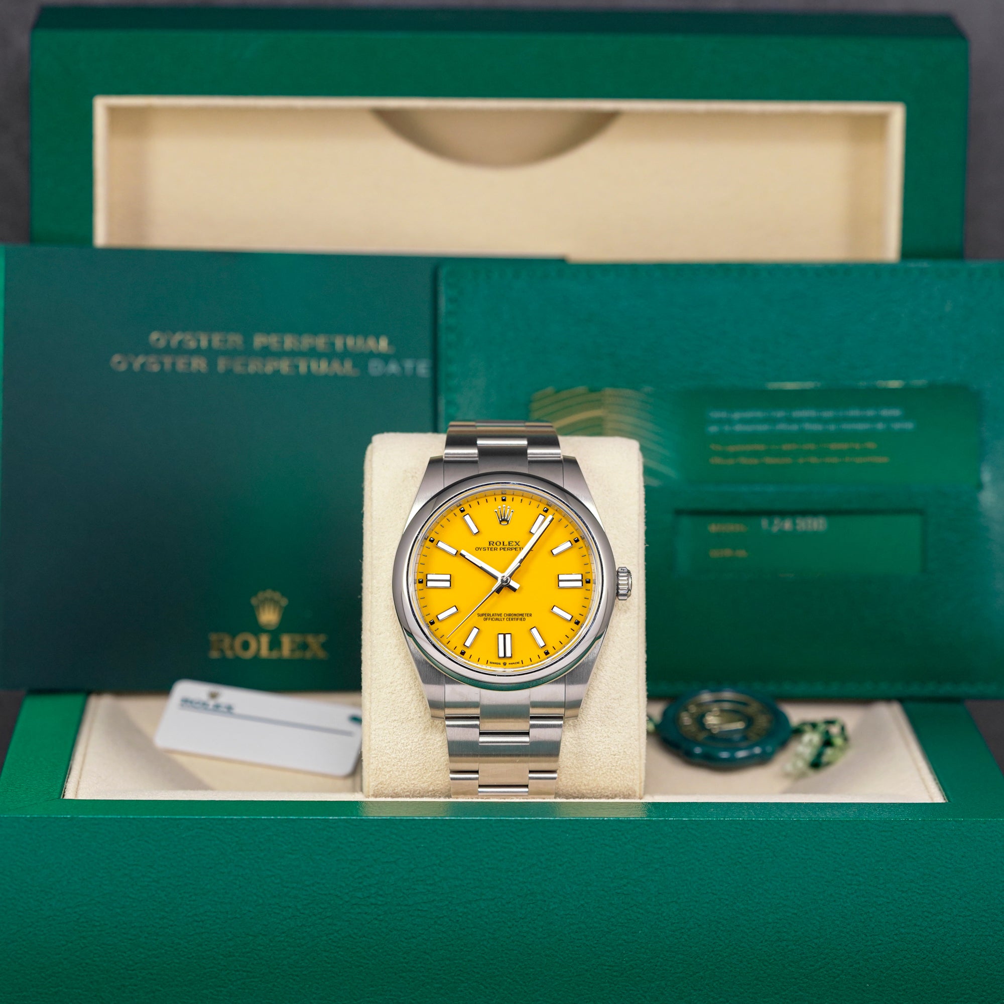 OYSTER PERPETUAL 41MM YELLOW DIAL (2021)
