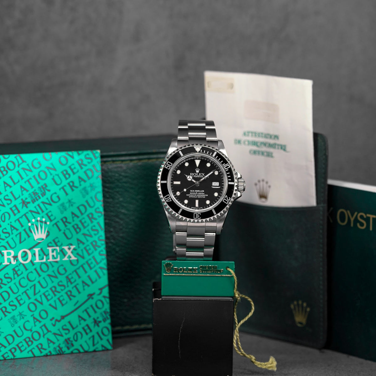 rolex sea dweller 4000 indonesia