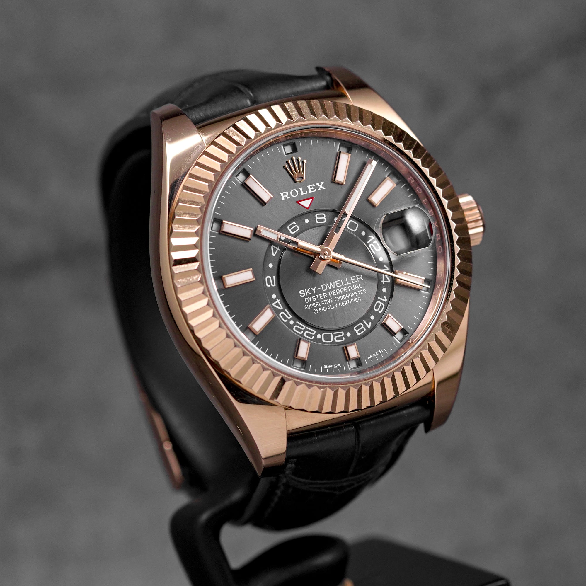 harga rolex sky dweller rosegold rhodium indonesia