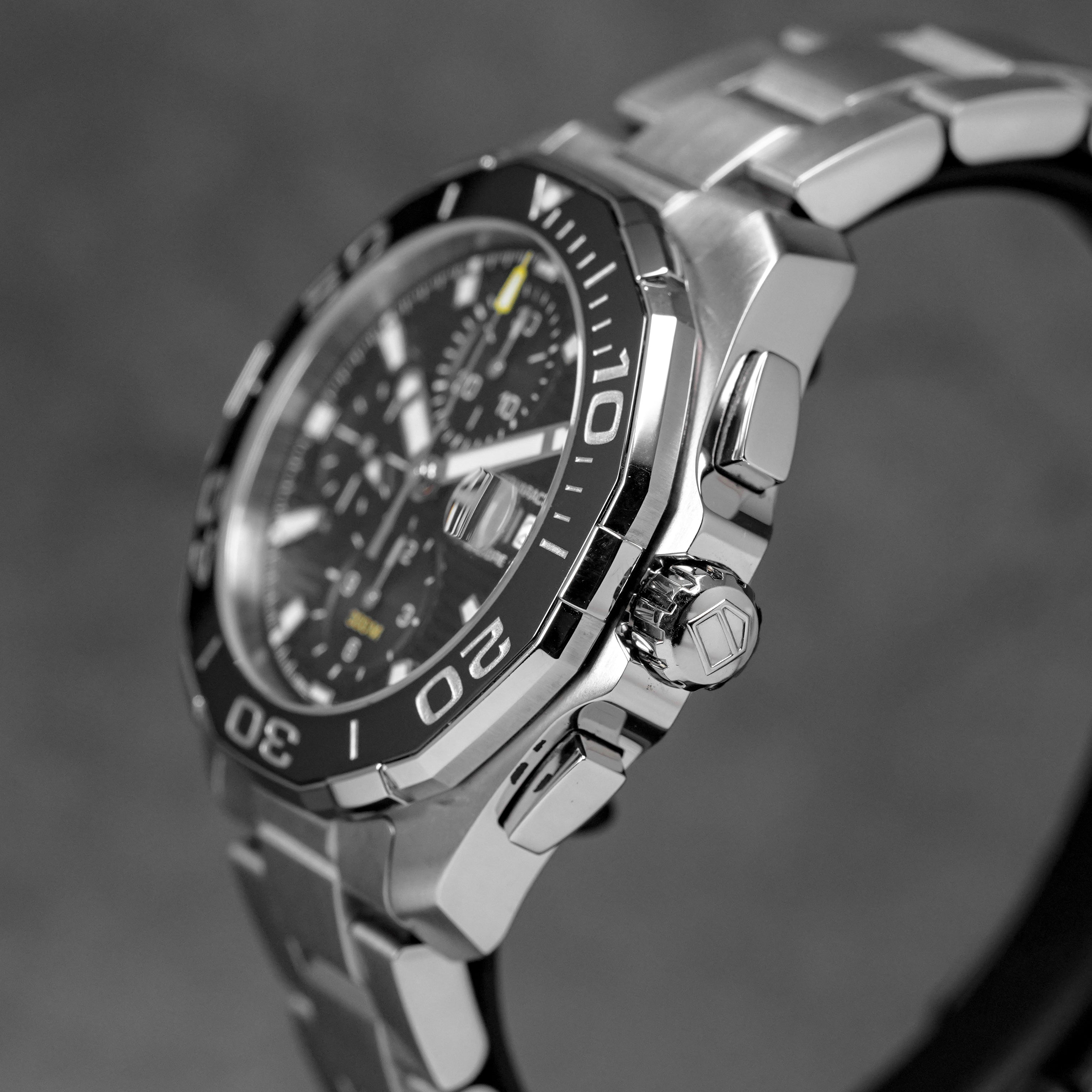 harga tag heuer aquaracer calibre 16 black