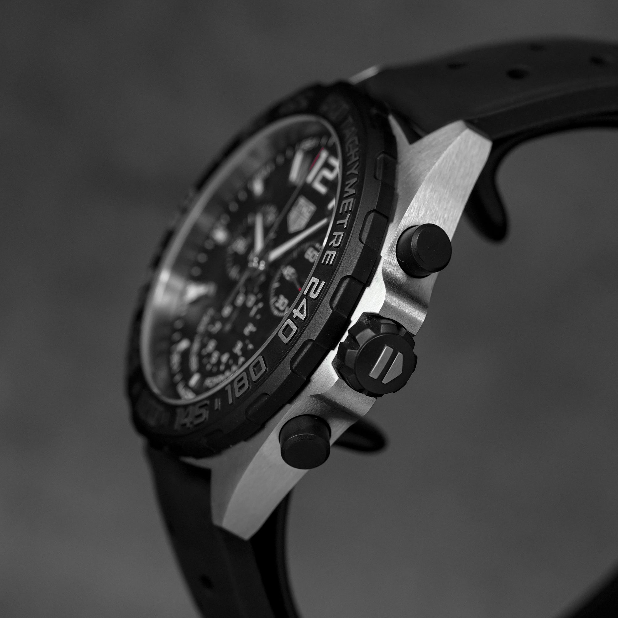 FORMULA 1 CHRONOGRAPH 43MM BLACK DIAL (2026)