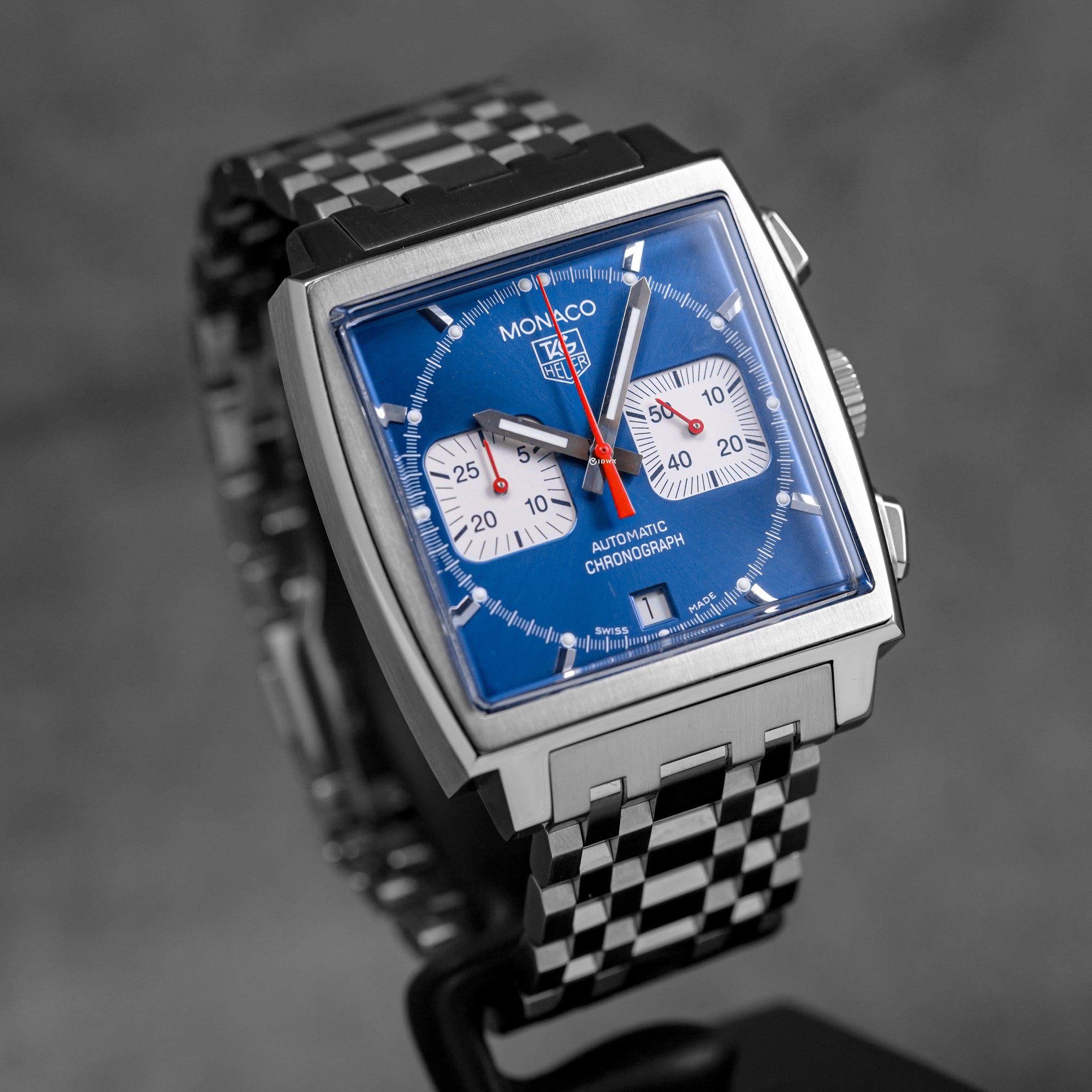 harga tag heuer monaco steve mcqueen