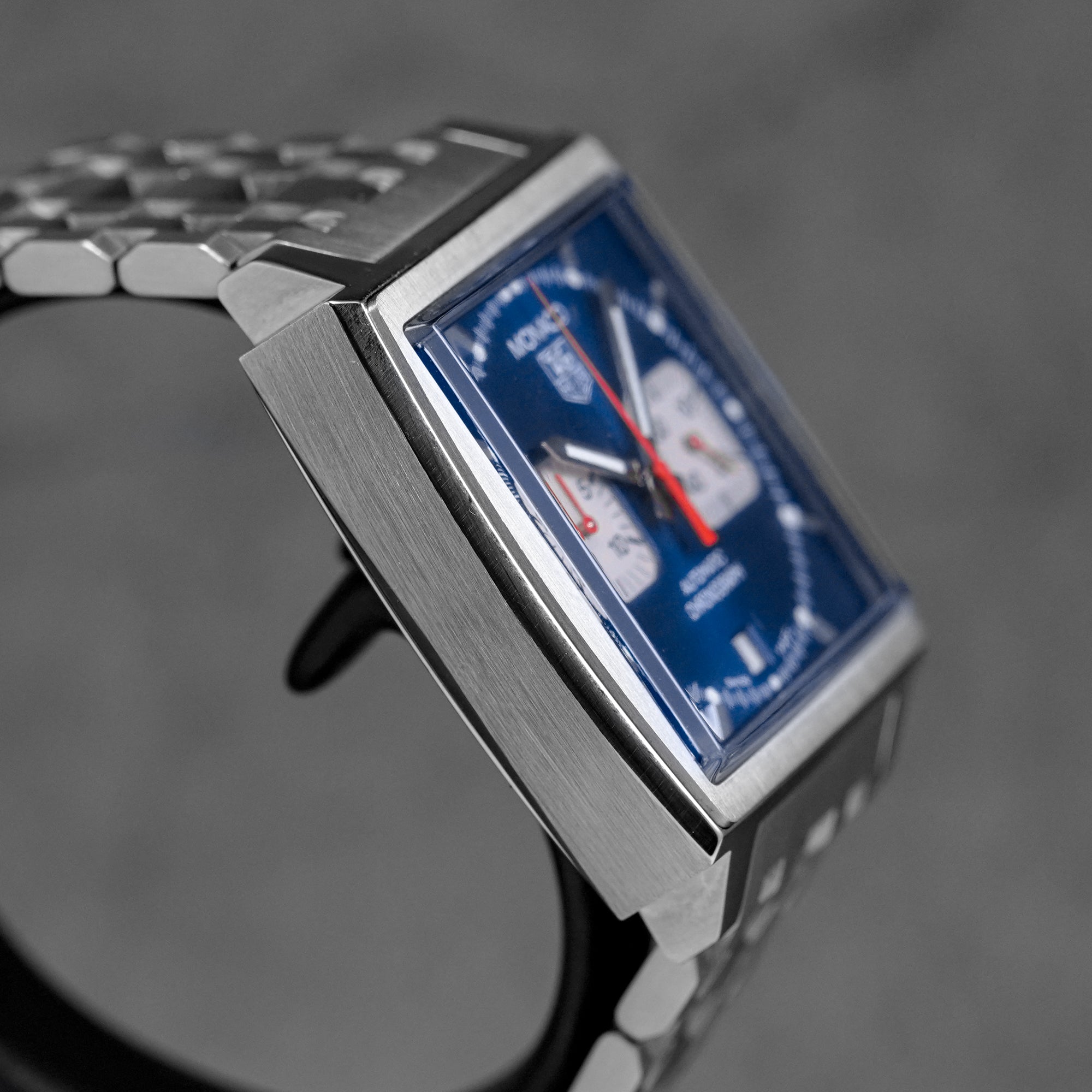 harga tag heuer monaco steve mcqueen