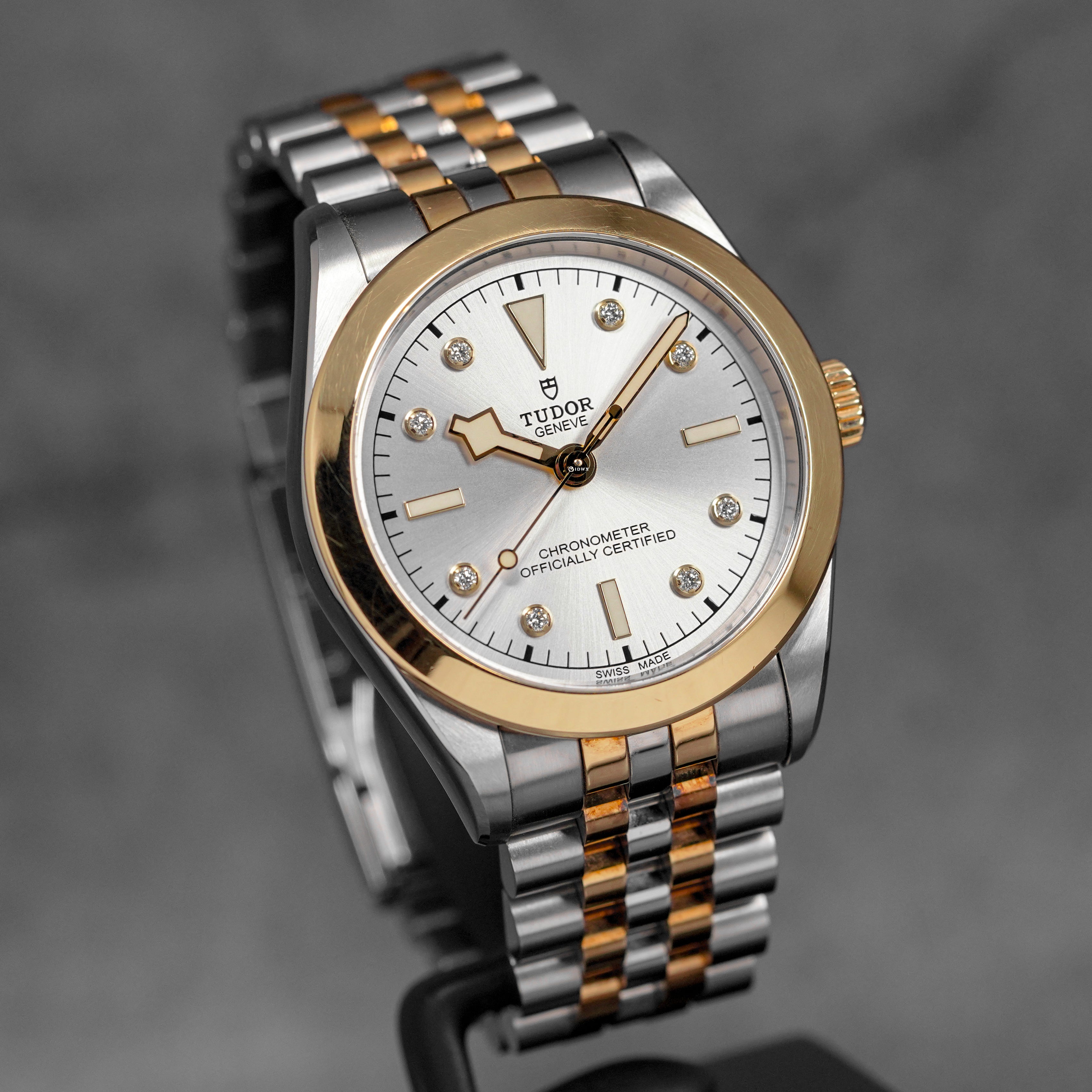 harga tudor black bay one 39 s&g