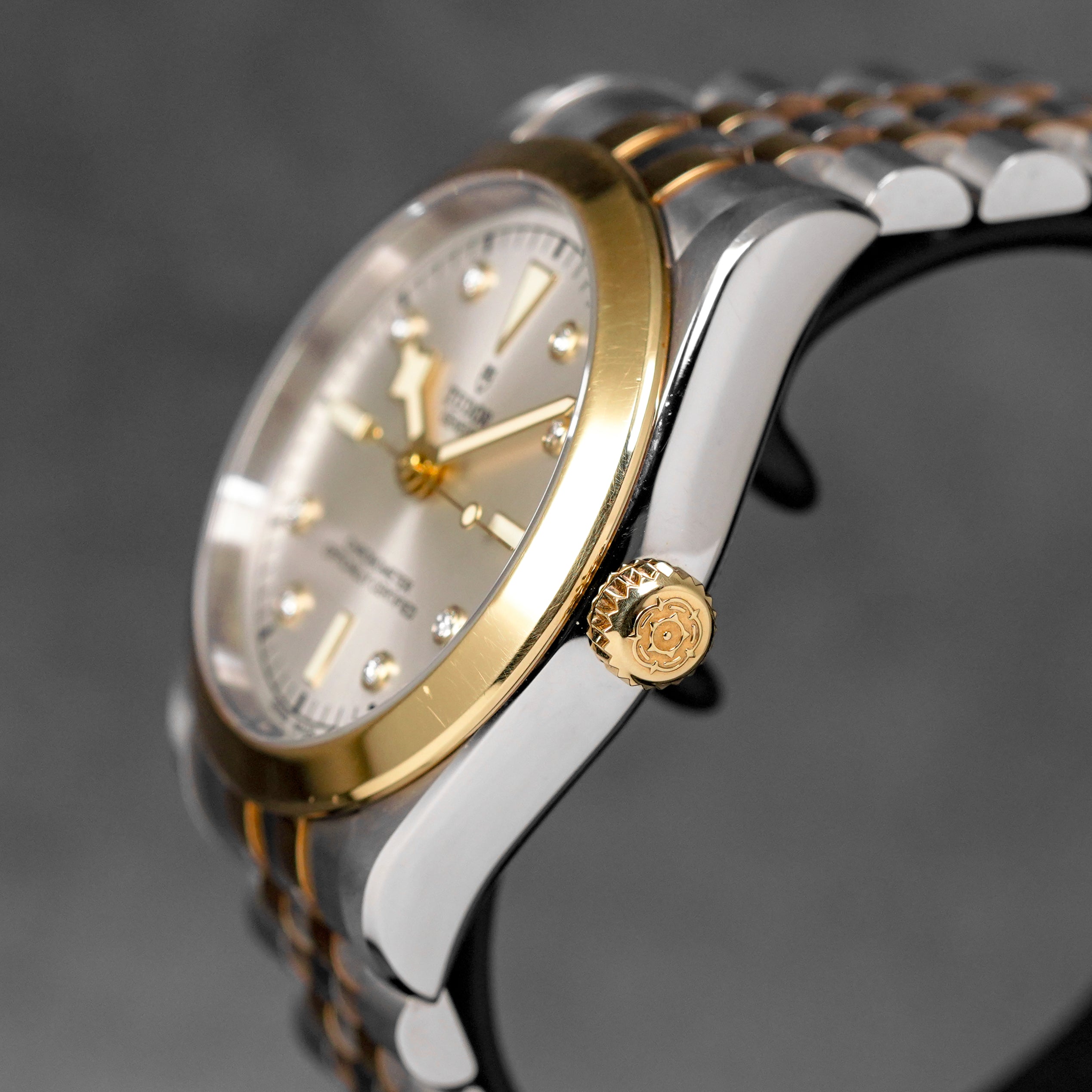 harga tudor black bay one 39 s&g