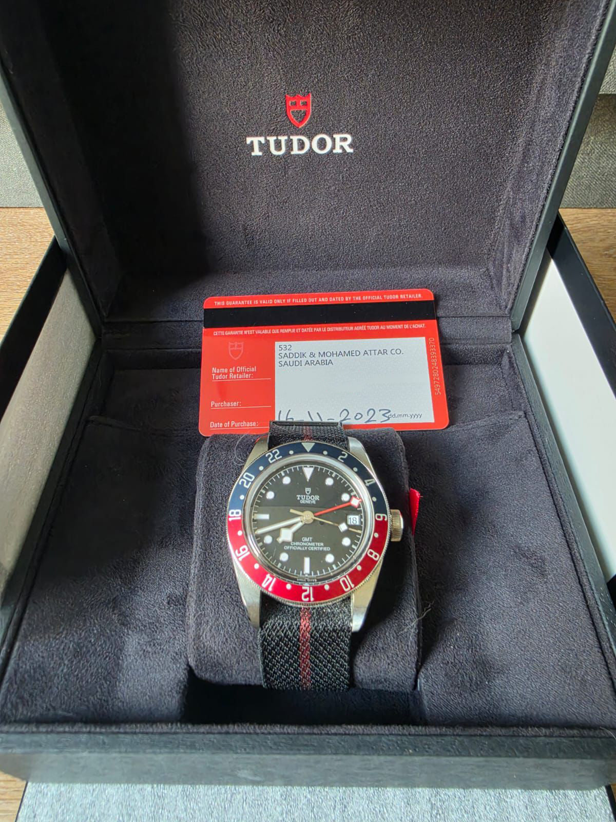 BLACK BAY 41 GMT 'PEPSI' BLACK DIAL NATO STRAP (2023)