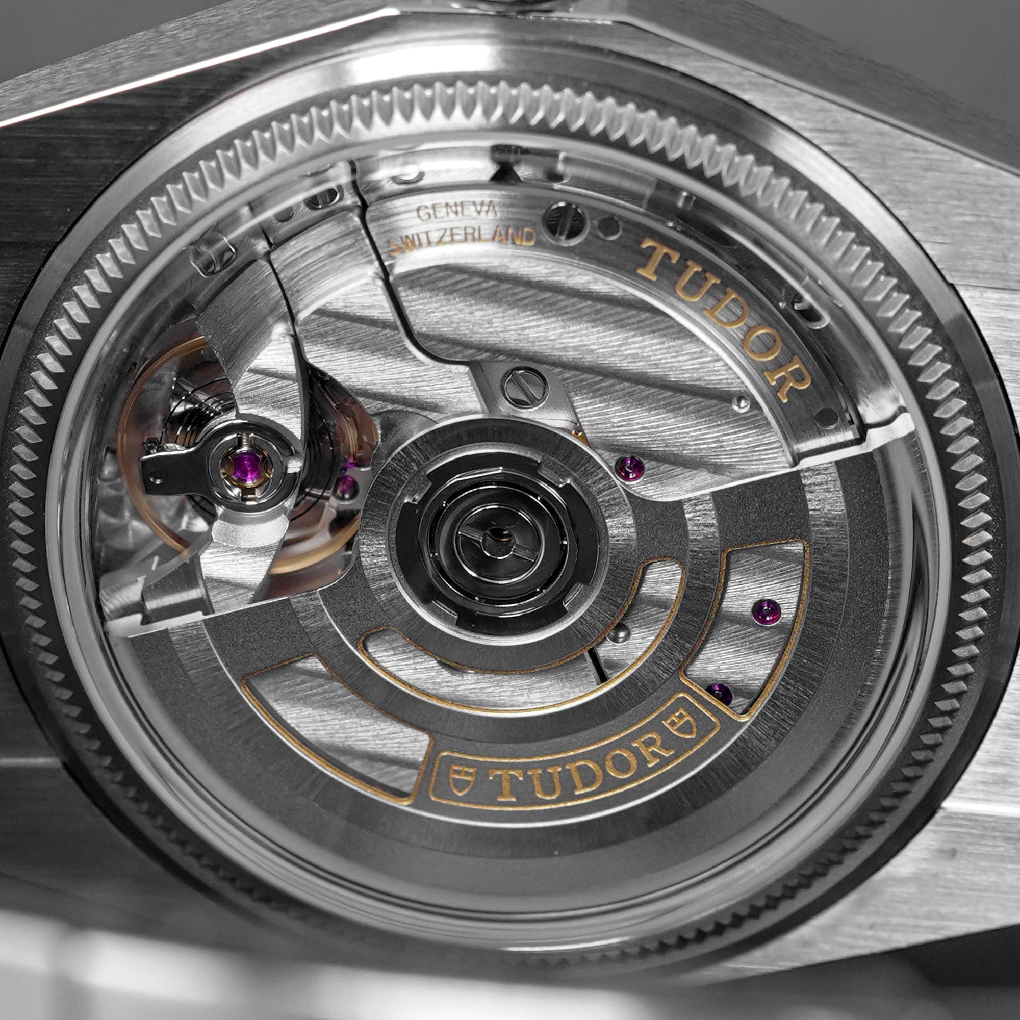 MONARCH 39MM DARK CHAMPAGNE DIAL (2026)