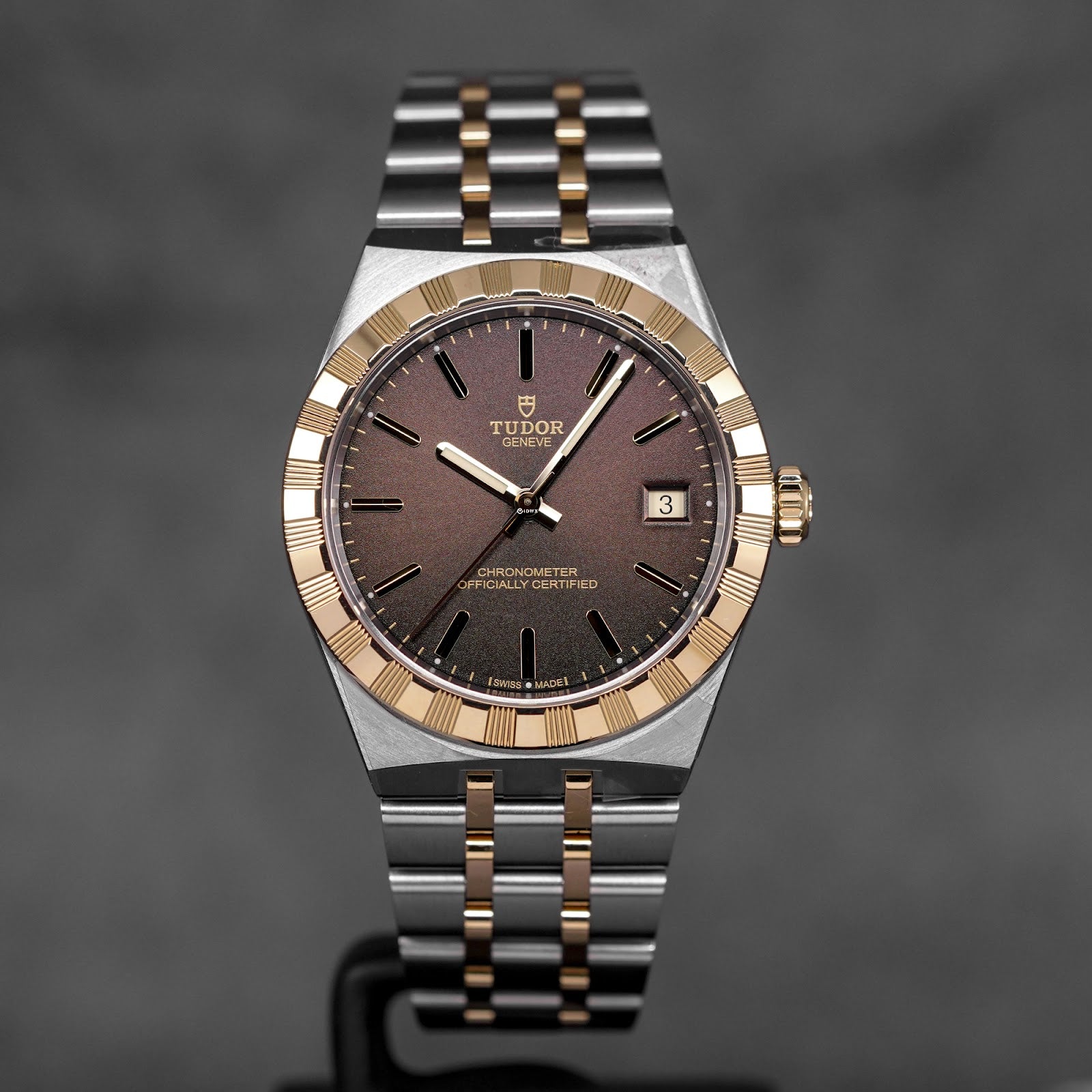 tudor royal 36 yellowgold brown