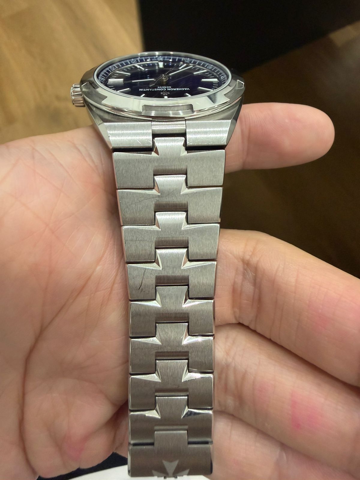 OVERSEAS BLUE DIAL (2025)