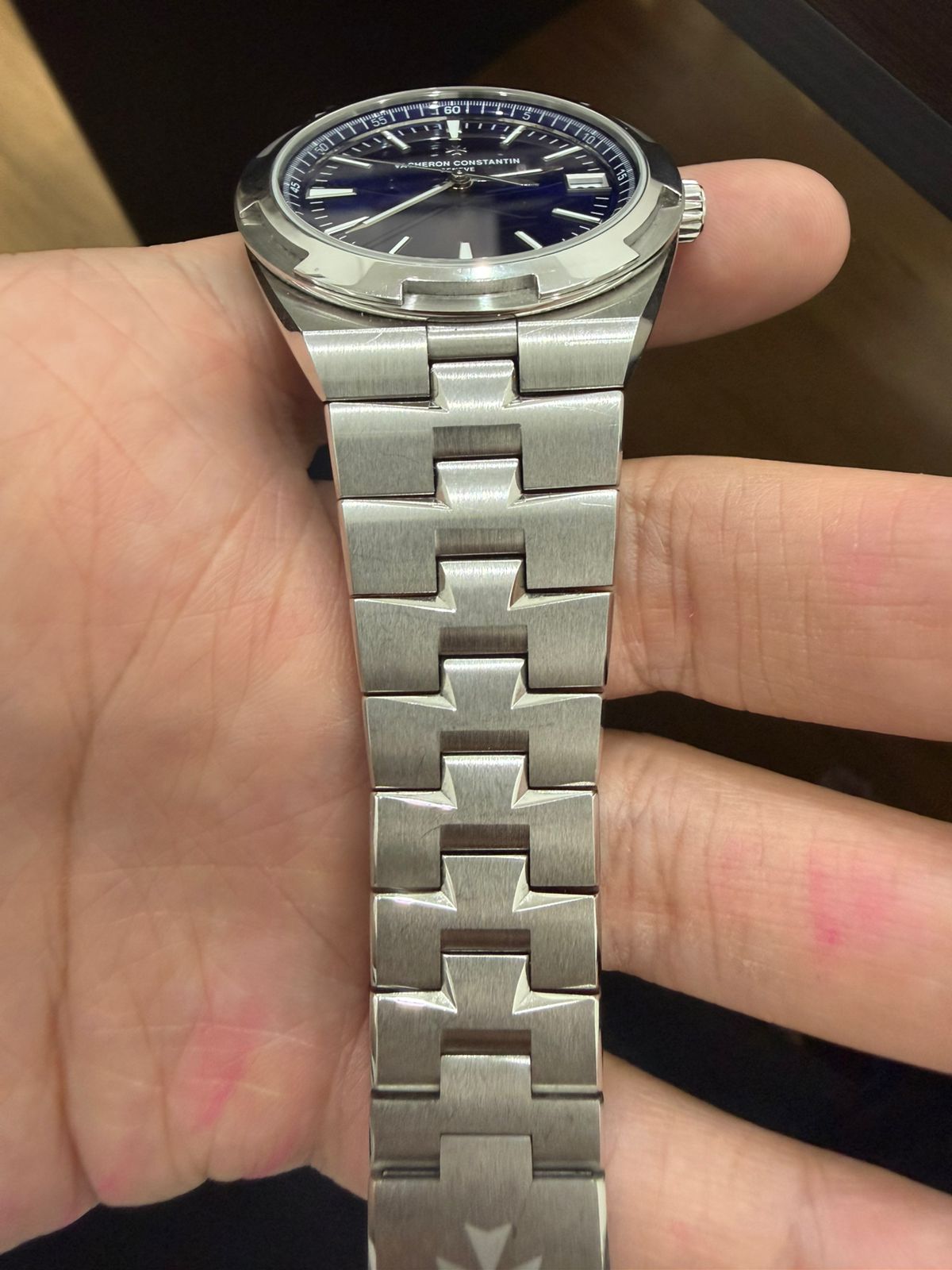 OVERSEAS BLUE DIAL (2025)