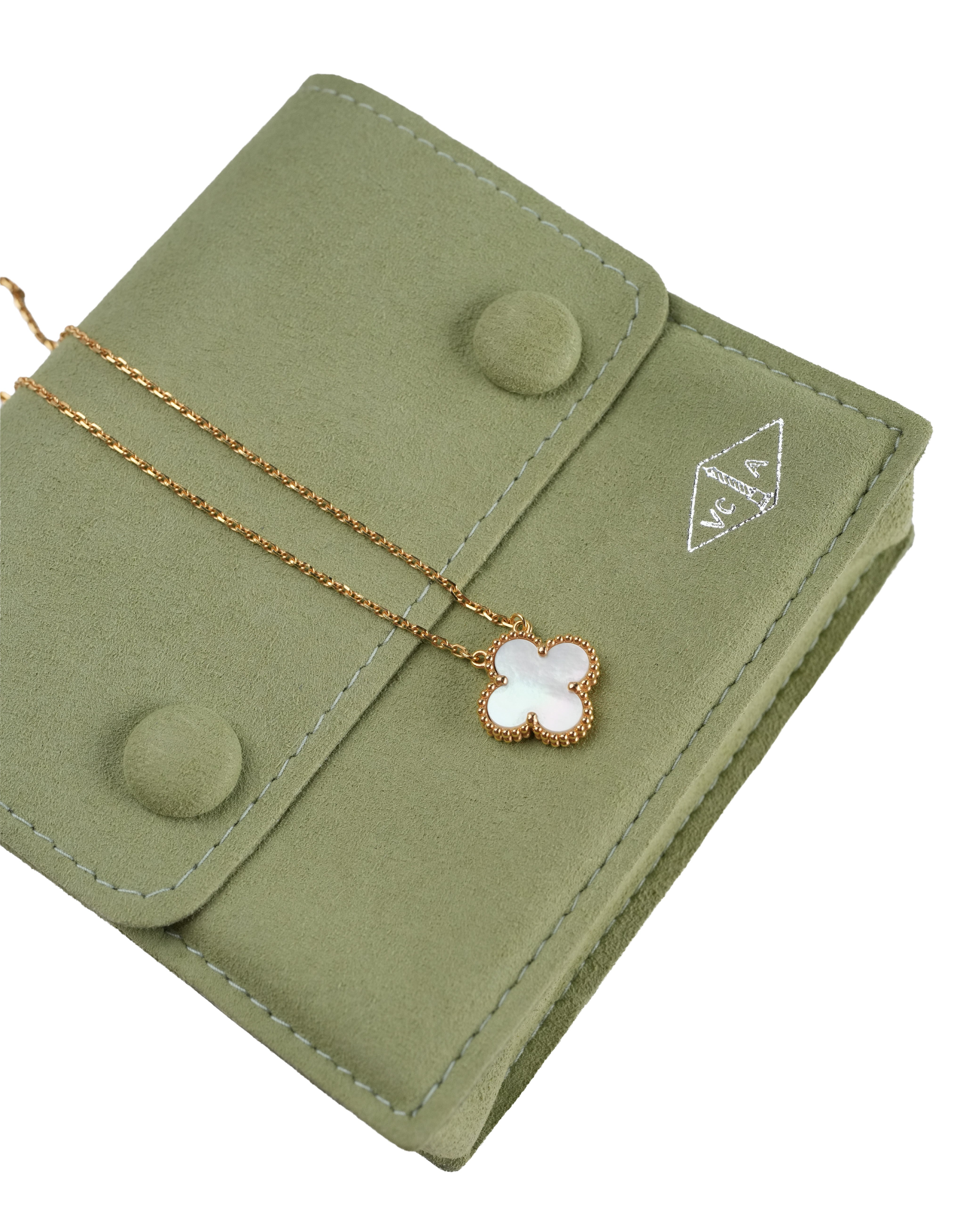 VINTAGE ALHAMBRA NECKLACE MOTHER OF PEARL