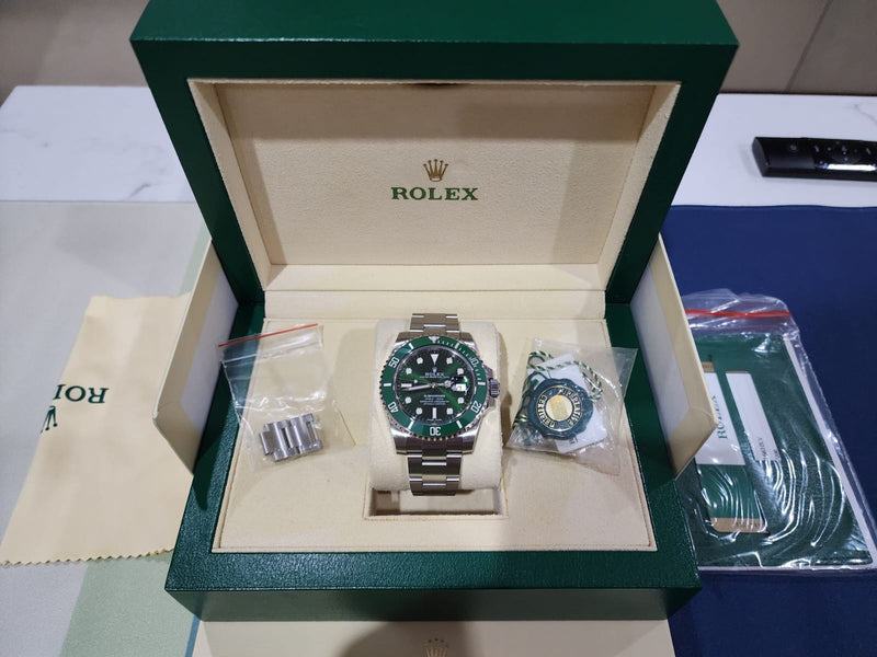 SUBMARINER DATE 40MM 'HULK' (2018)