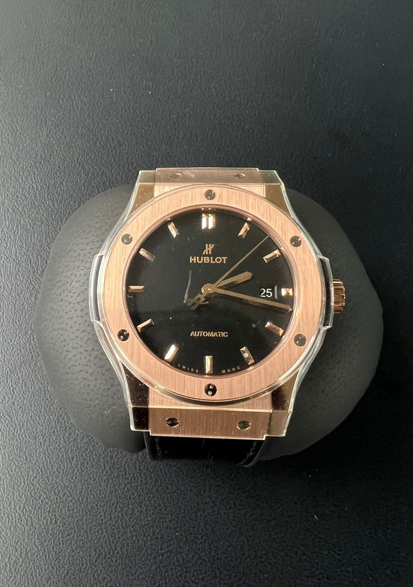 CLASSIC FUSION 42MM KING GOLD BLACK DIAL (2023)