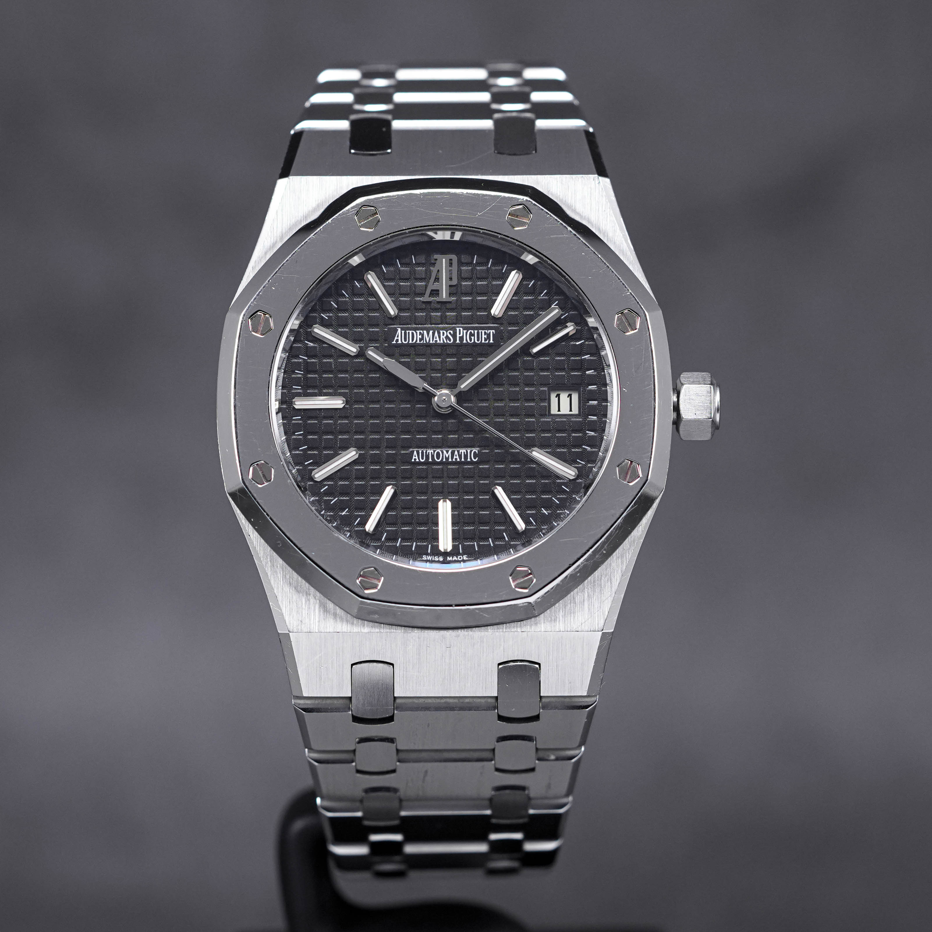 AUDEMARS PIGUET ROYAL OAK 39MM 15300ST PLATINUM BEZEL BLACK DIAL ...