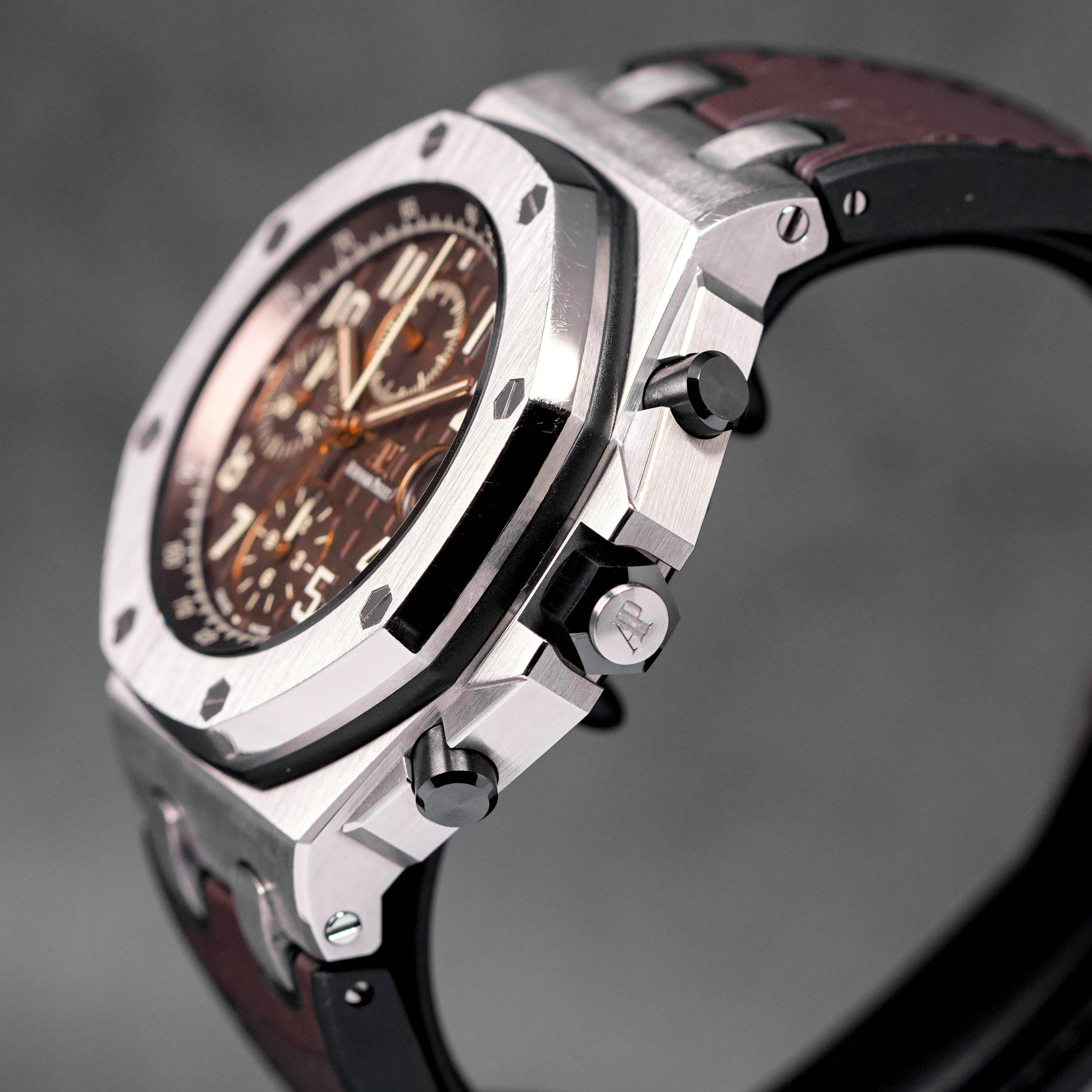 ROYAL OAK OFFSHORE CHRONOGRAPH 42MM 'HAVANA' BROWN DIAL (2018)