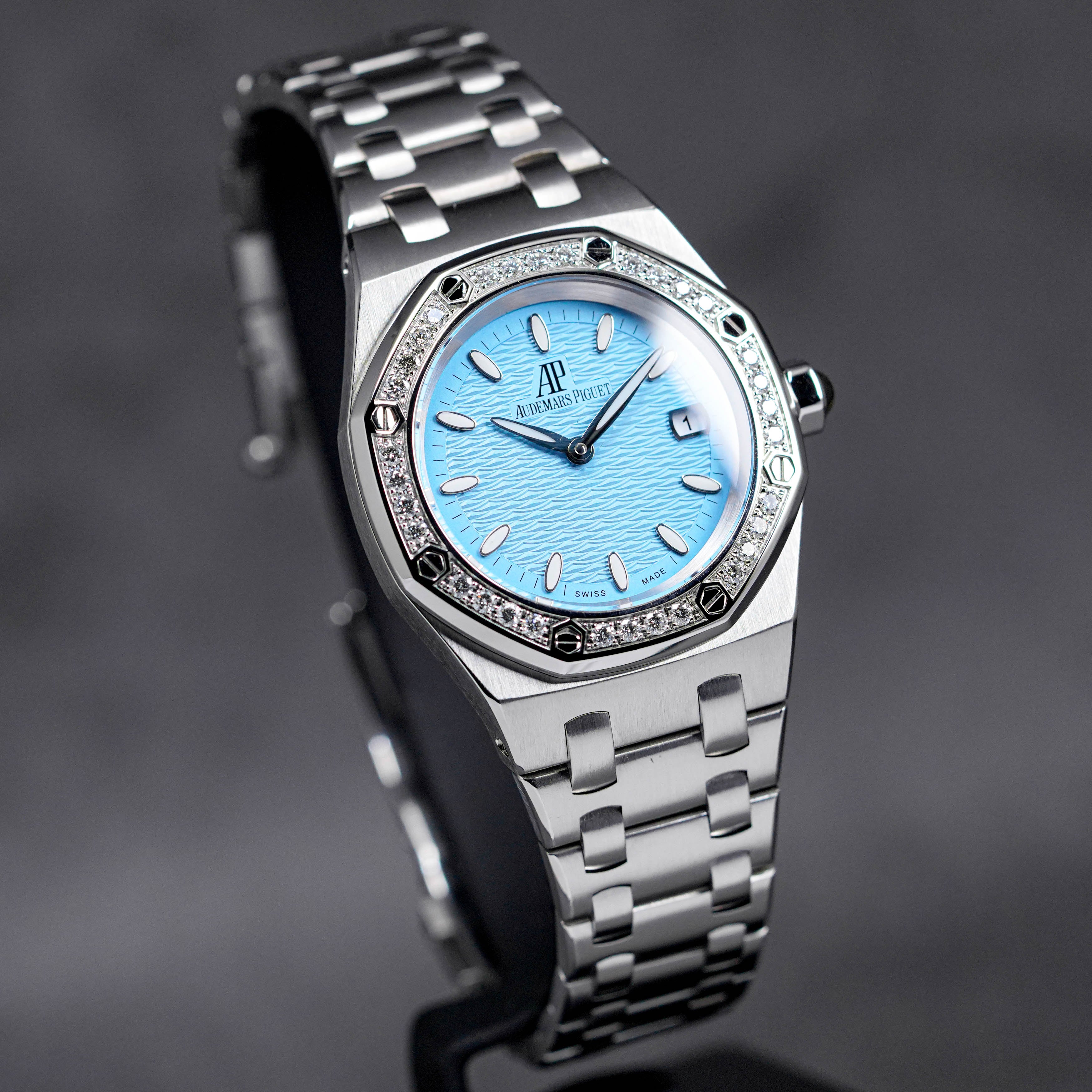 ROYAL OAK 33MM 67601ST DIAMOND RING ICE BLUE DIAL (2007)