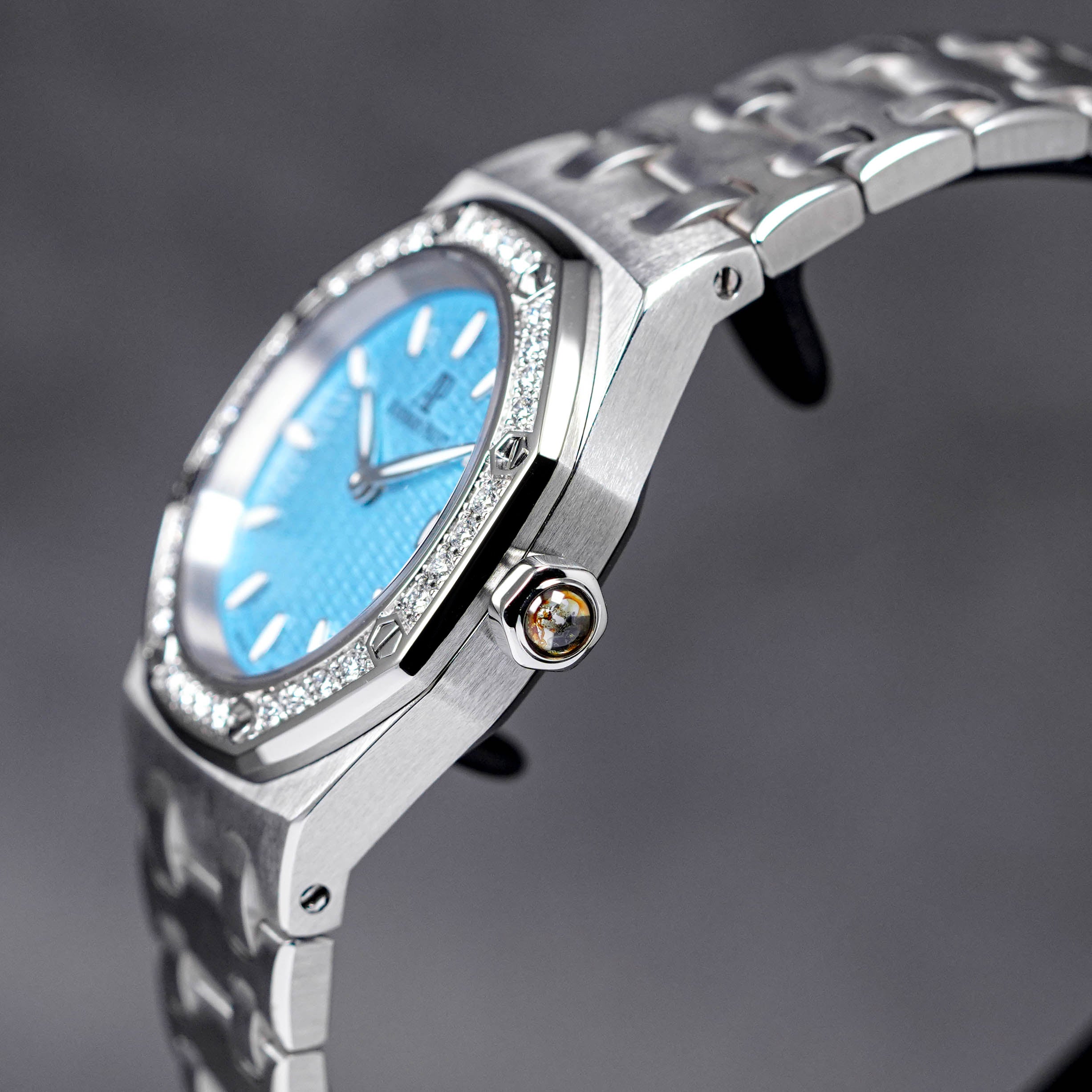 ROYAL OAK 33MM 67601ST DIAMOND RING ICE BLUE DIAL (2007)