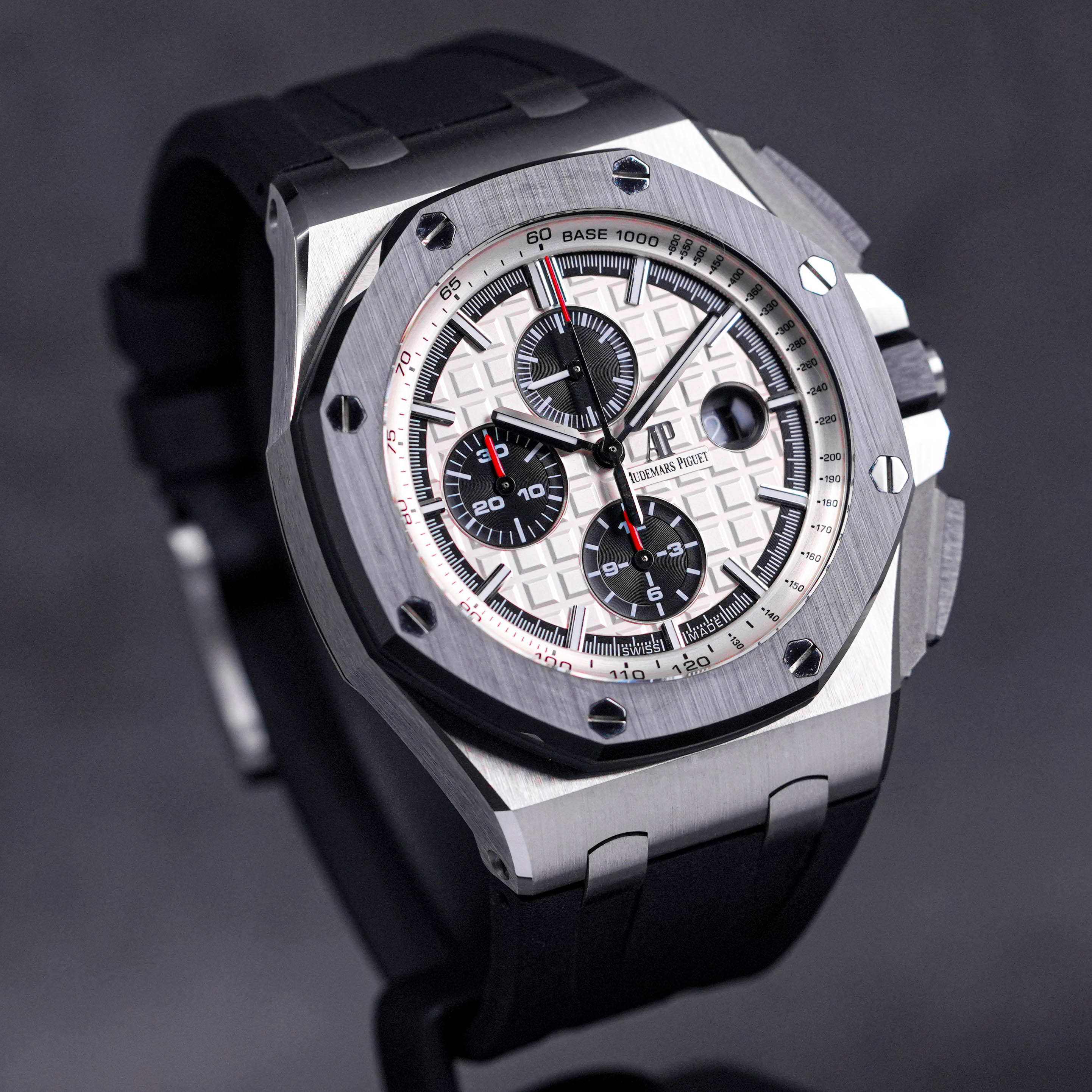 ROYAL OAK OFFSHORE CHRONOGRAPH 44MM NOVELTY WHITE PANDA DIAL (2016)