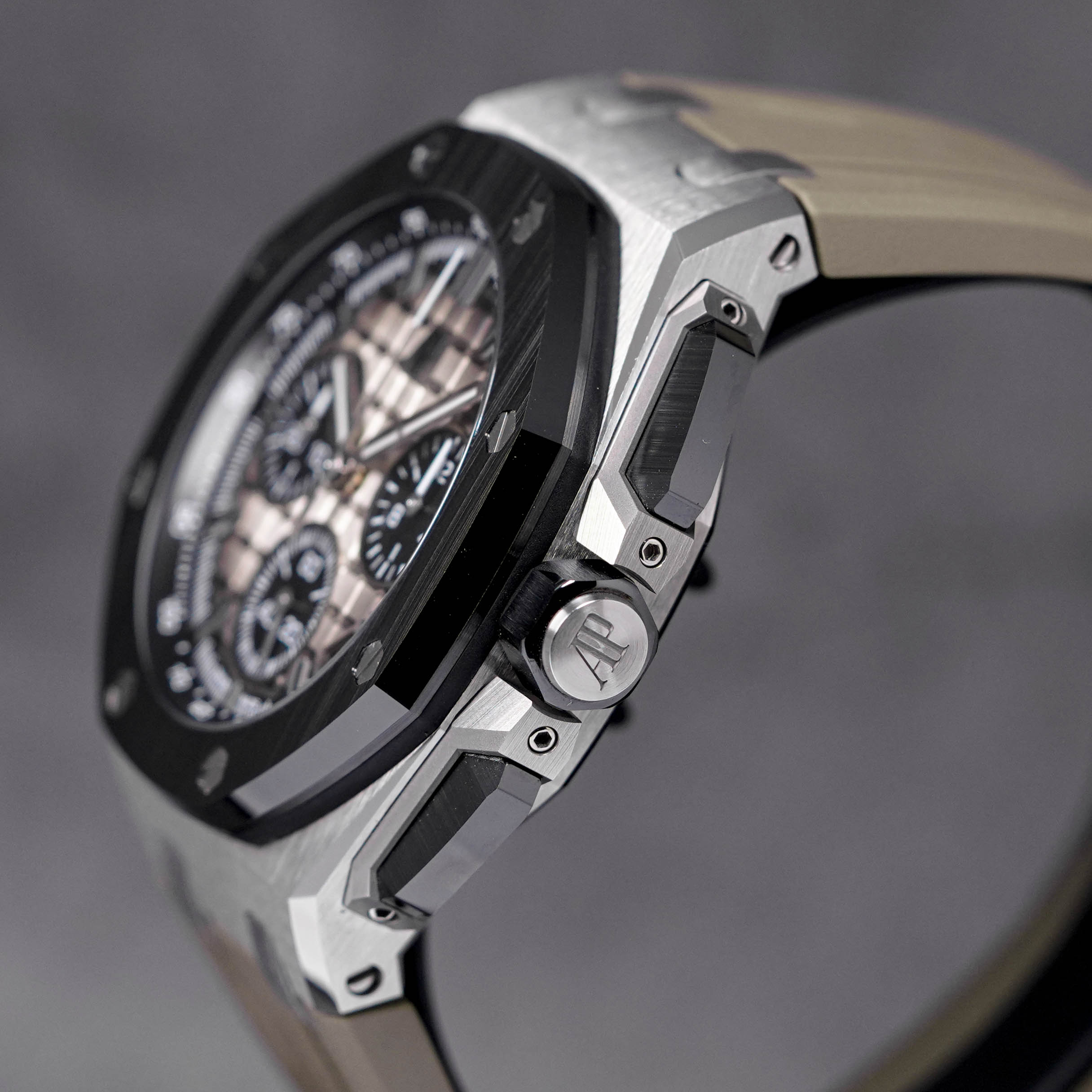 ROYAL OAK OFFSHORE CHRONOGRAPH 43MM 'TAUPE' (2021)